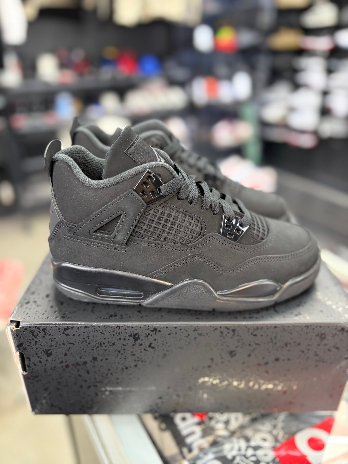 Jordan 4 “Black Canvas” (2025) (Gs)
