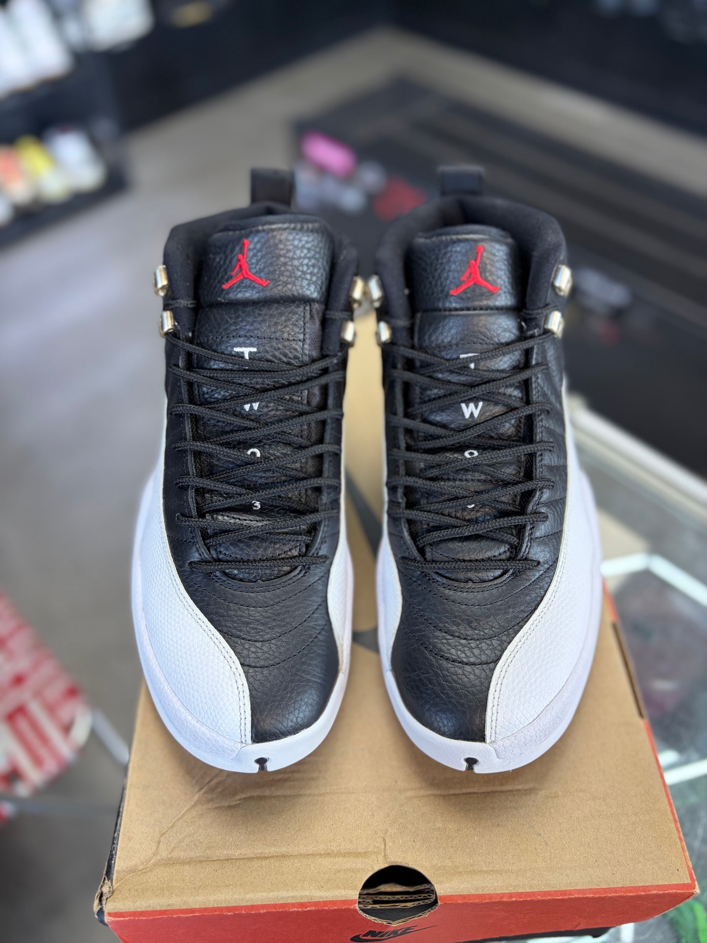 Jordan 12 “Playoffs” Size 8