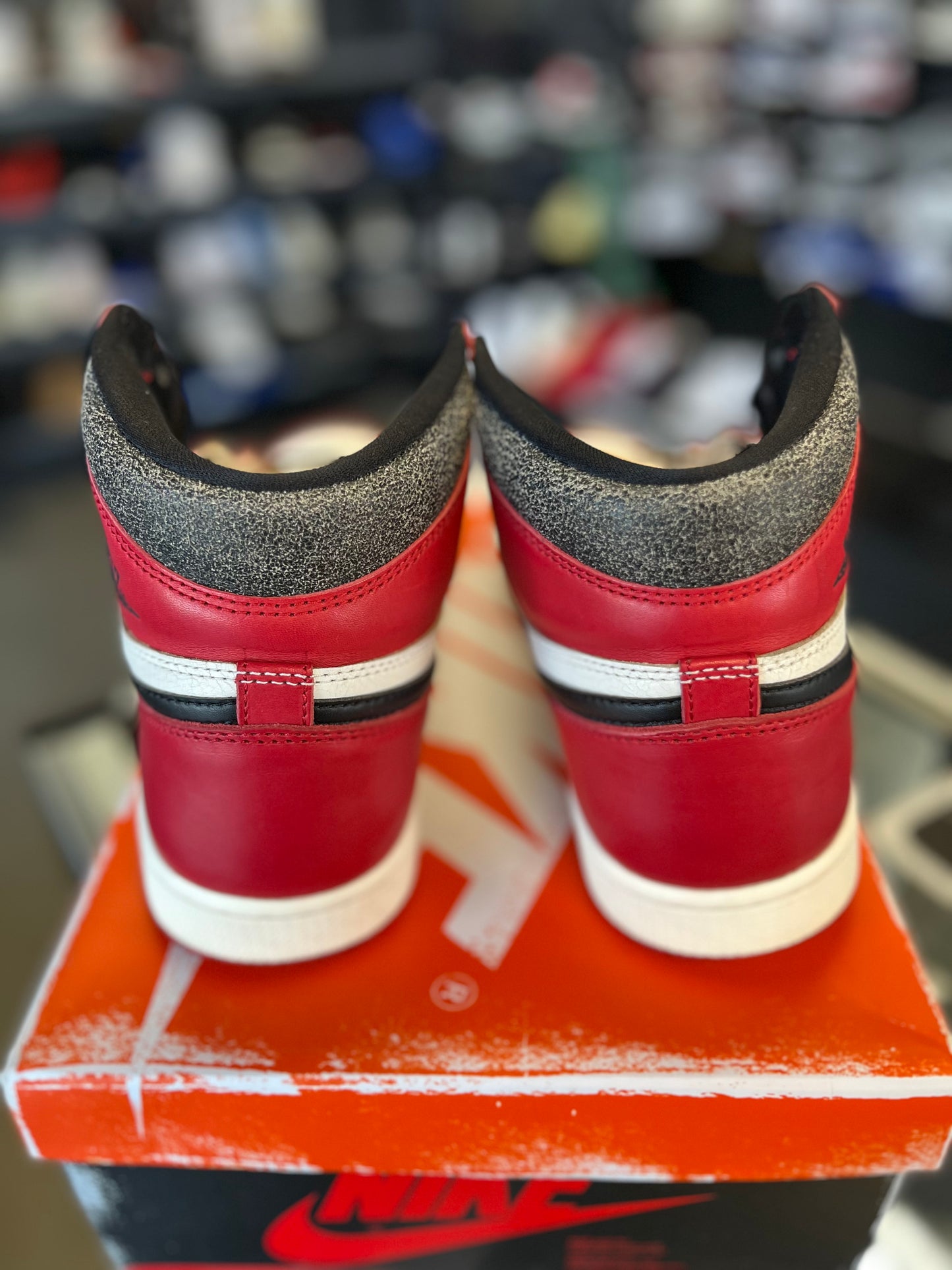 Jordan 1 “Lost & Found” Size 9