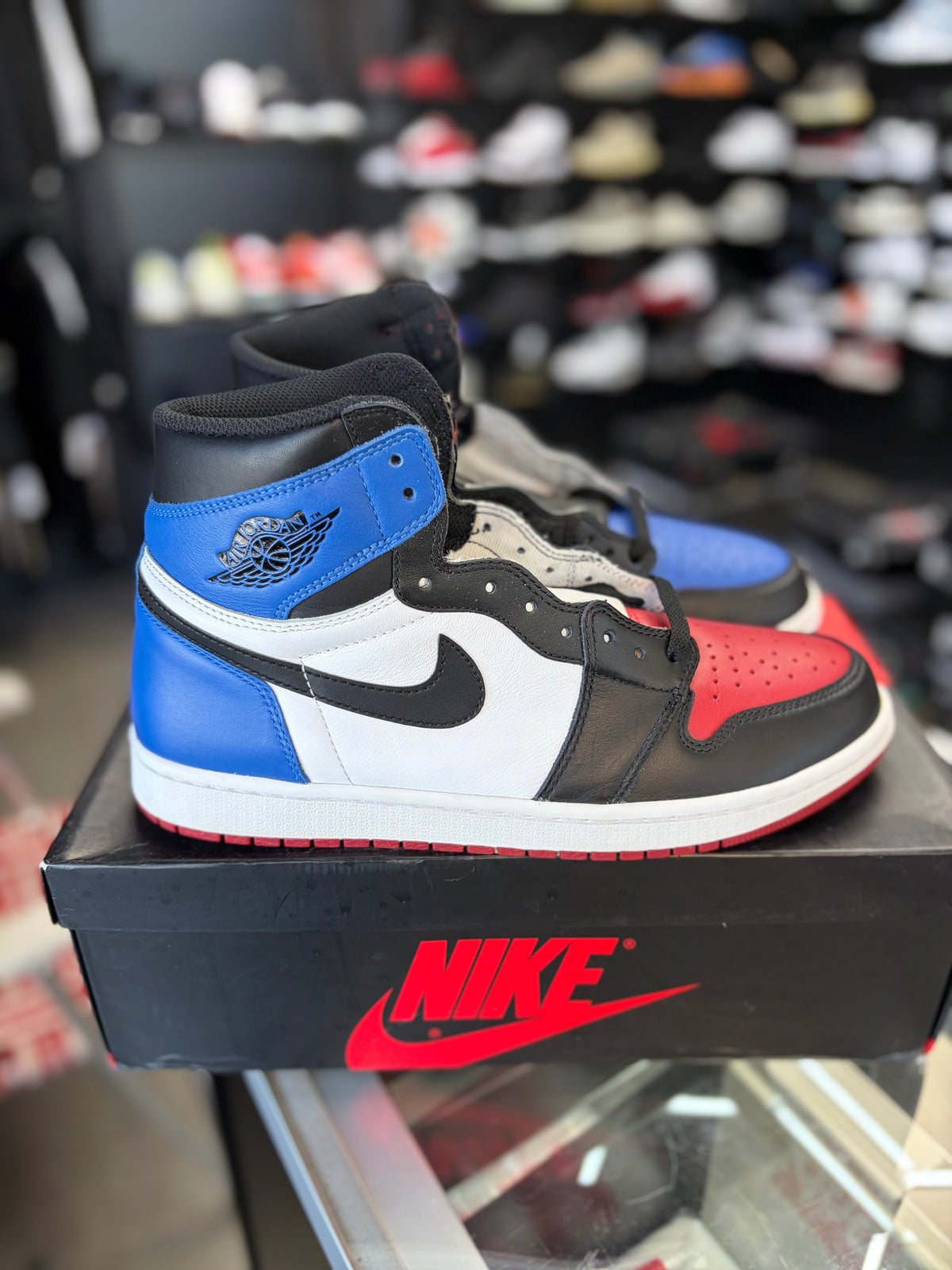 Jordan 1 “Top 3” Size 10.5