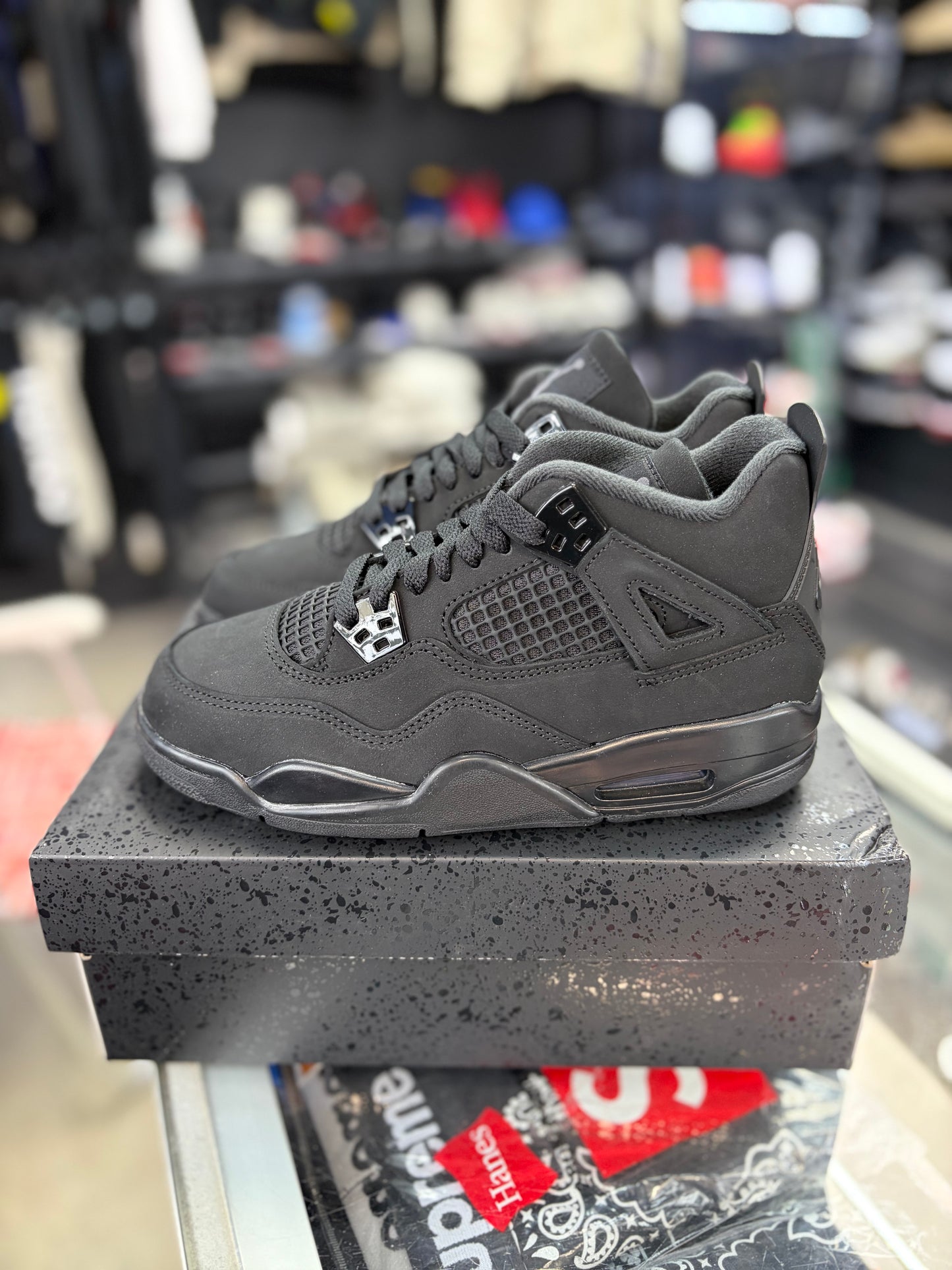 Jordan 4 “Black Canvas” (2025) (Gs)