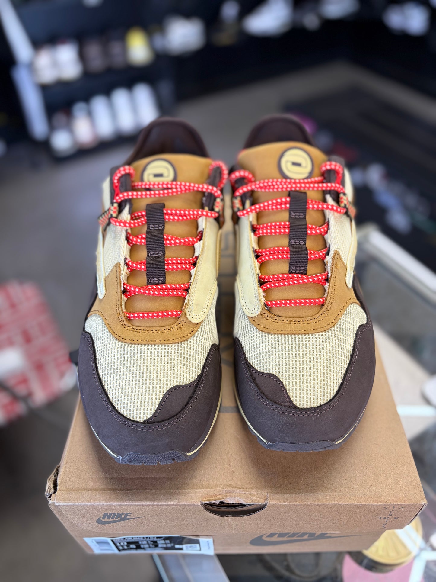 Travis Scott x Air Max 1 “Baroque Brown” Size 10