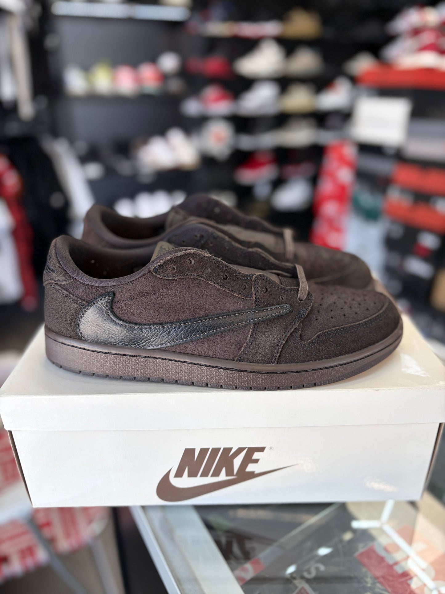 Jordan 1 Low x Travis Scott “Velvet” Size 10.5