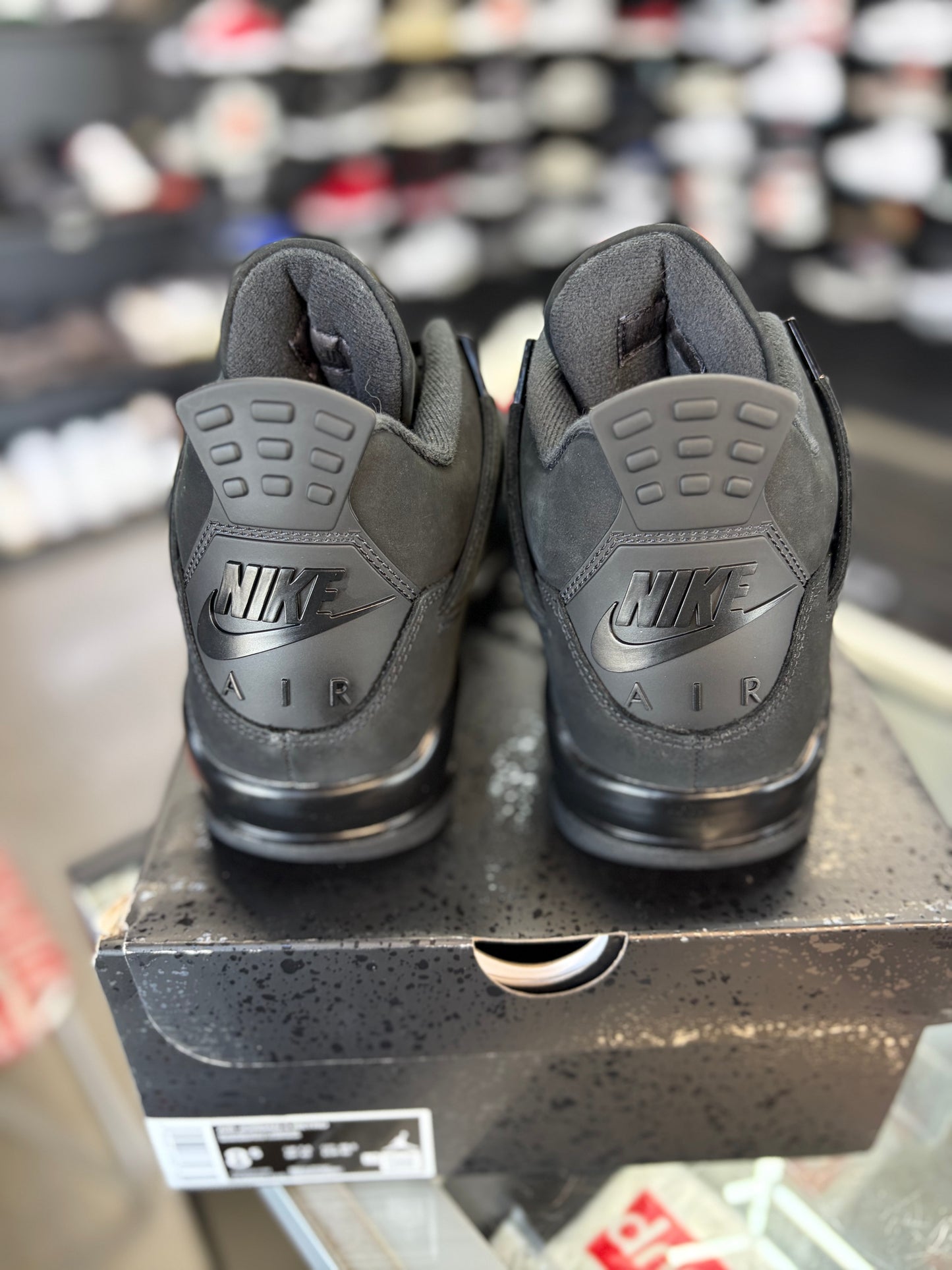 Jordan 4 “Black Cat” (2025) Size 8.5