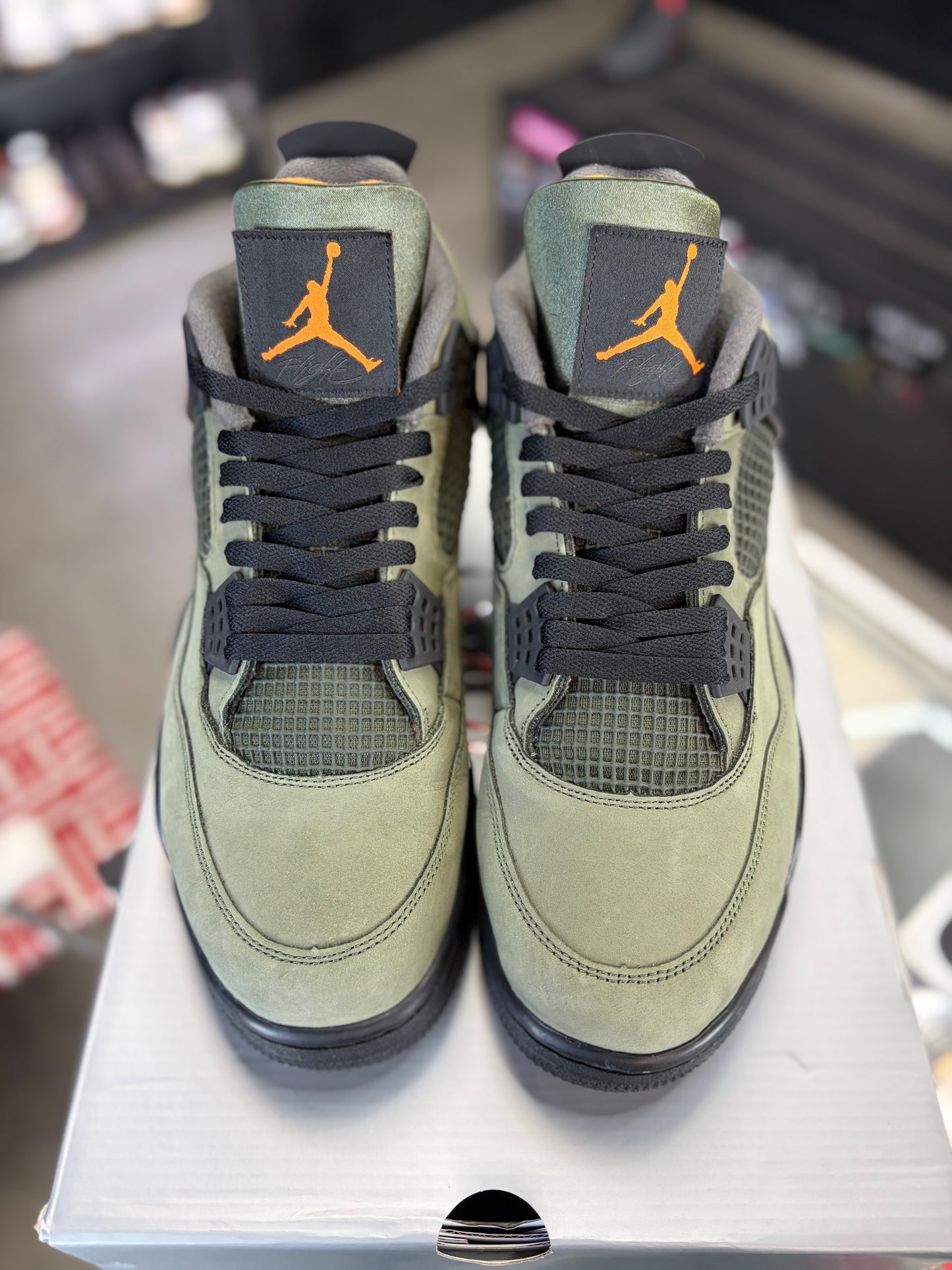 Jordan 4 “Undefeated” Size 13