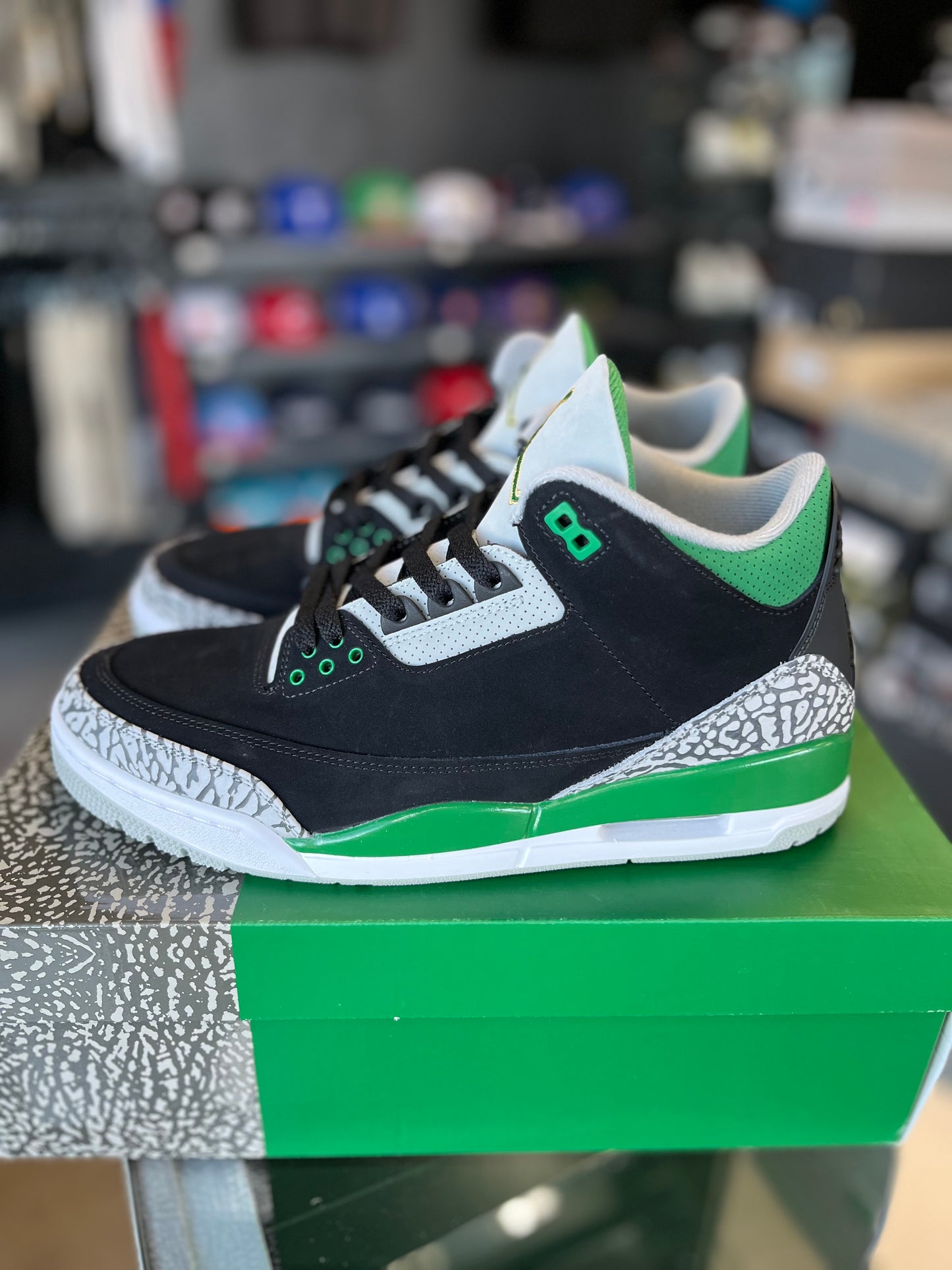 Jordan 3 “Pine Green” Size 10.5