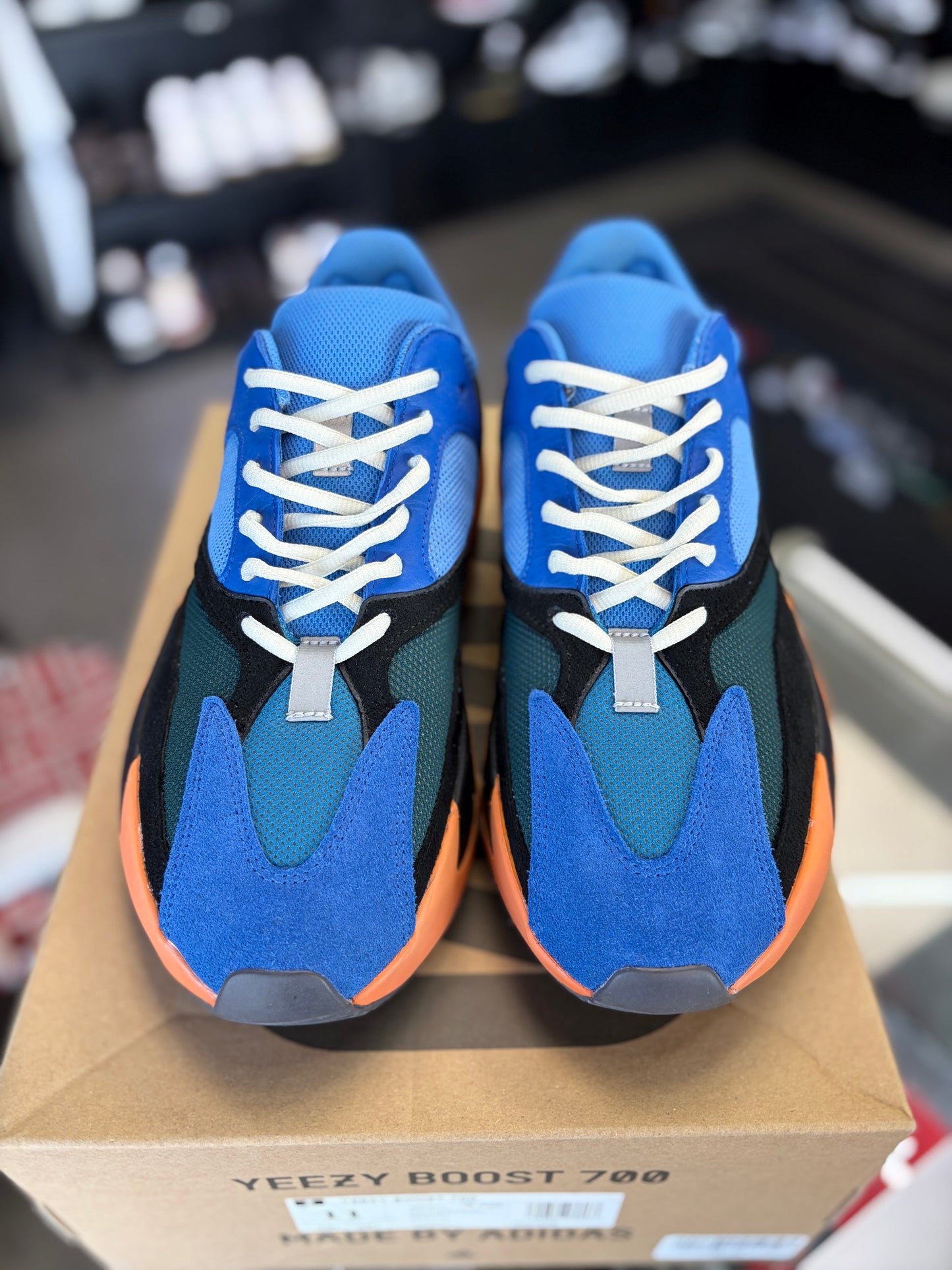 Yeezy 700 “Bright Blue” Size 11