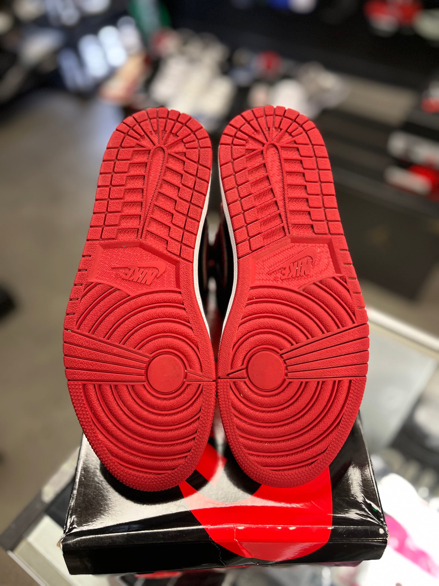 Jordan 1 “Patent Bred” Size 9