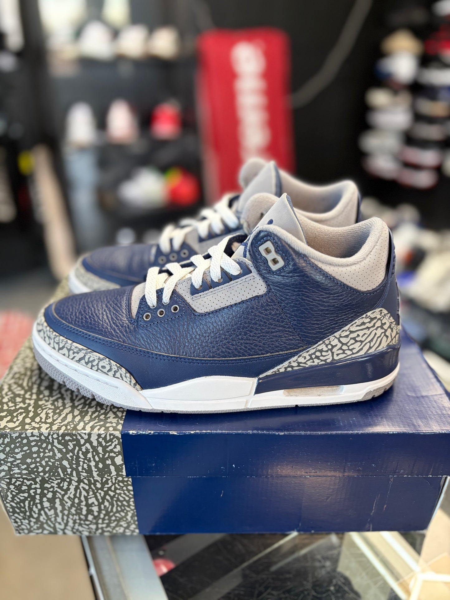 Jordan 3 “Georgetown” Size 8