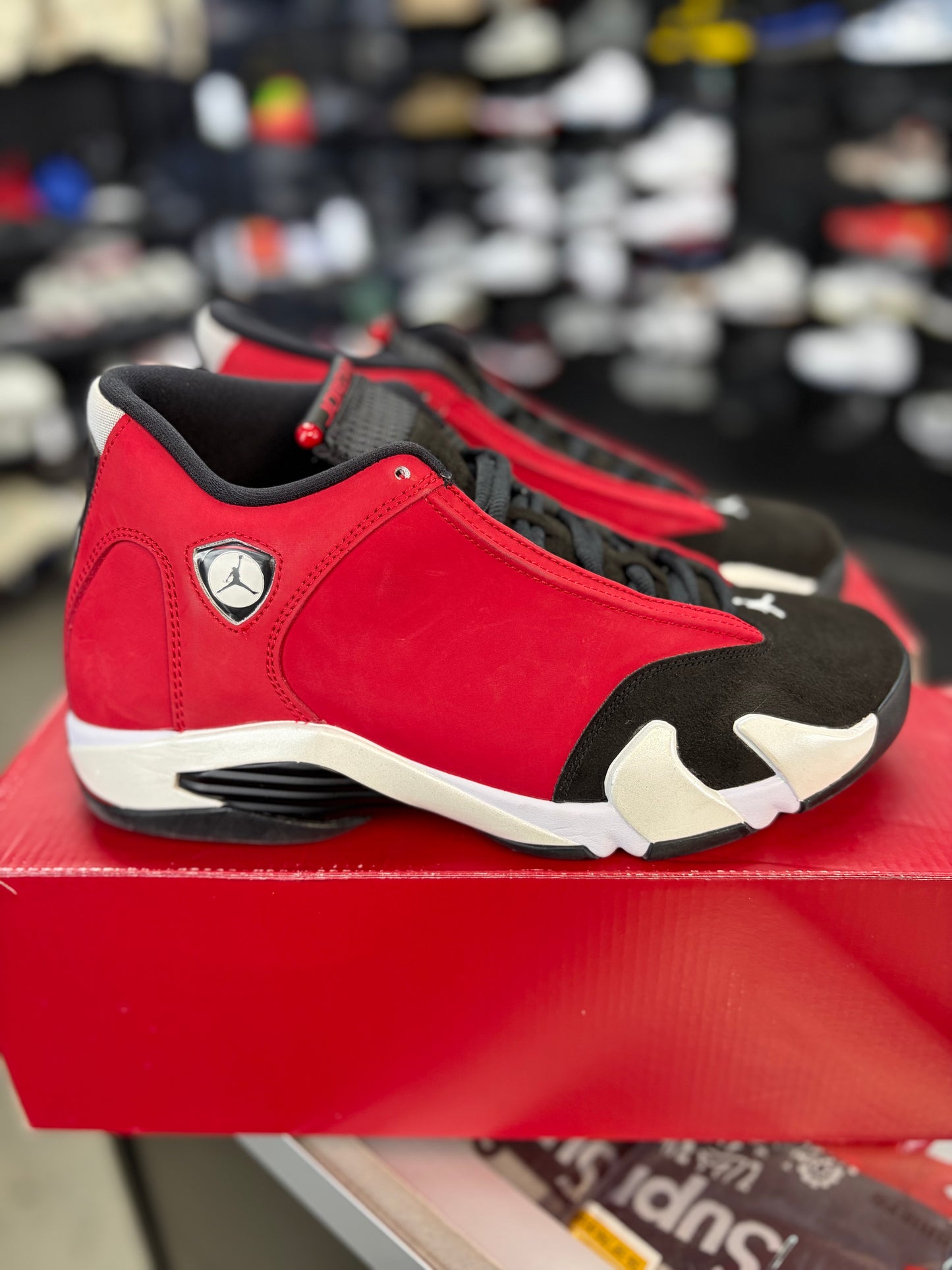 Jordan 14 “Gym Red” Size 9.5