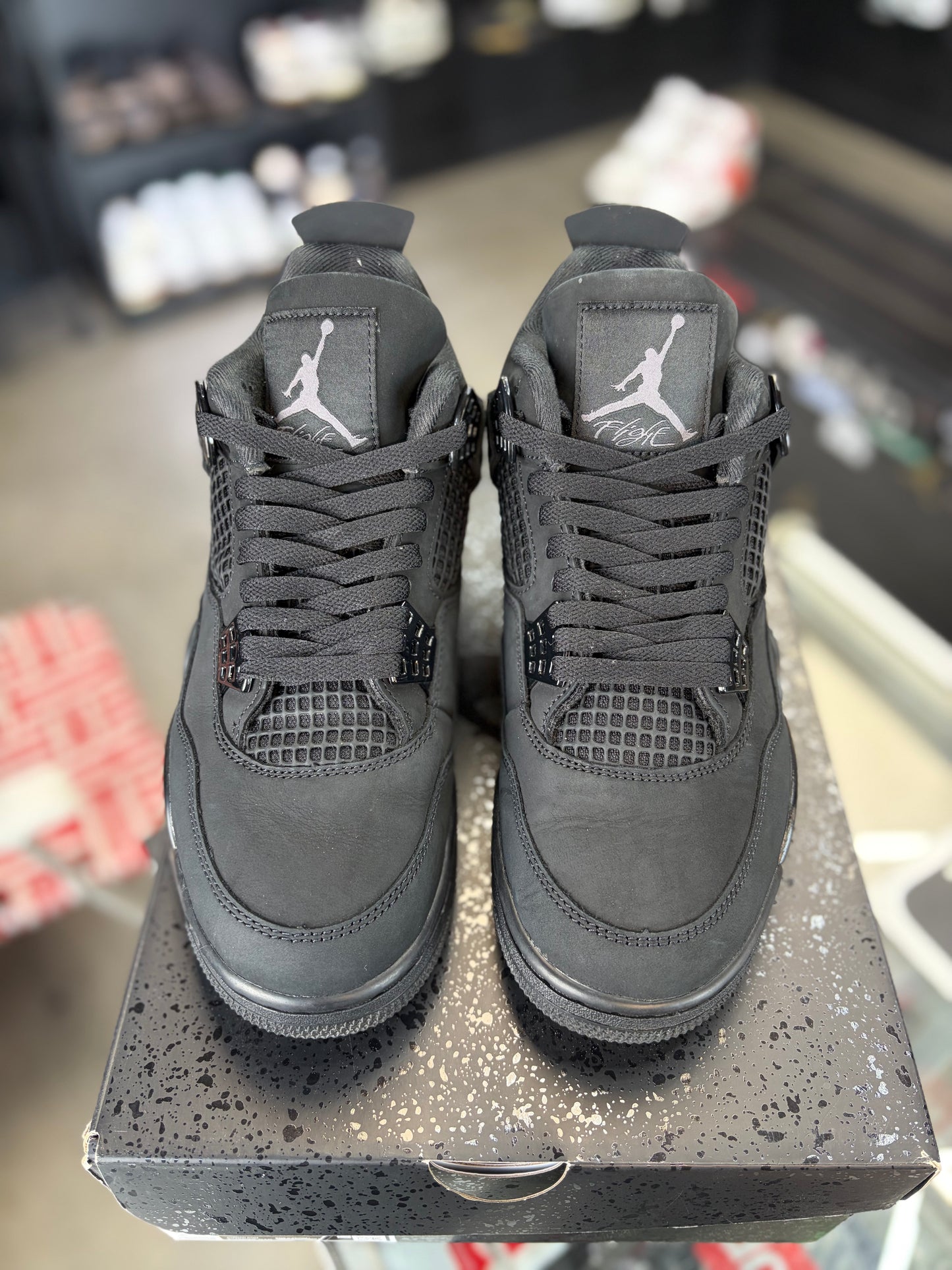 Jordan 4 “Black Cat” (2025) Size 9.5