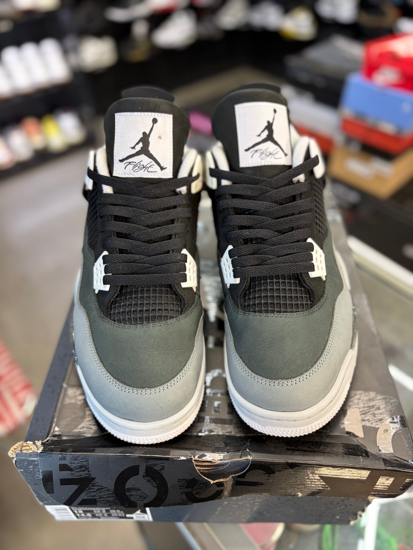 Jordan 4 “Fear” Size 13
