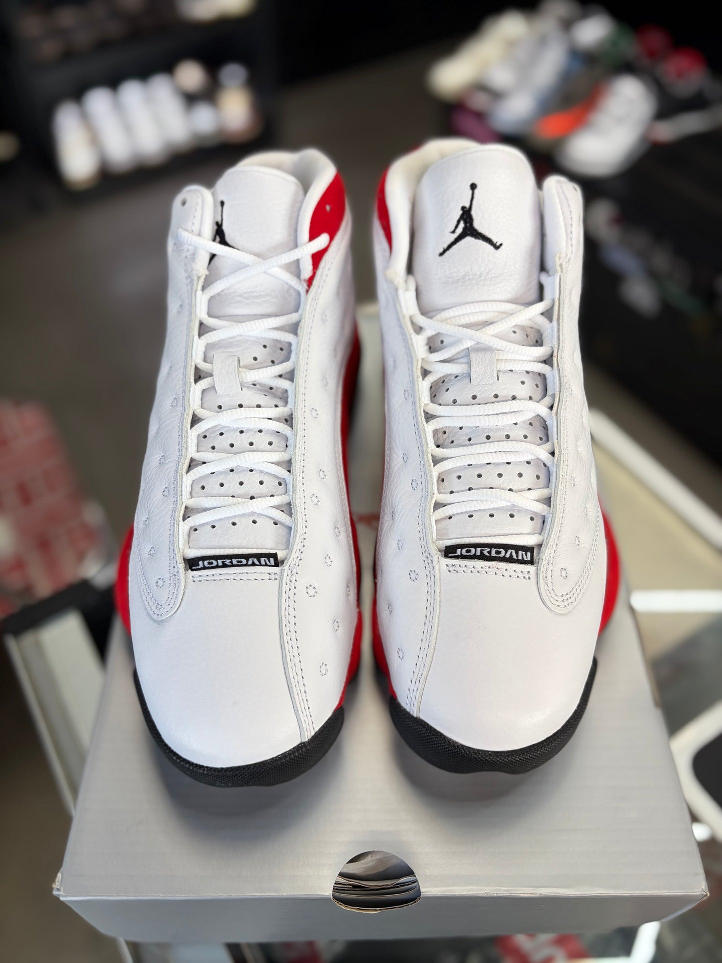 Jordan 13 “Chicago” Size 8