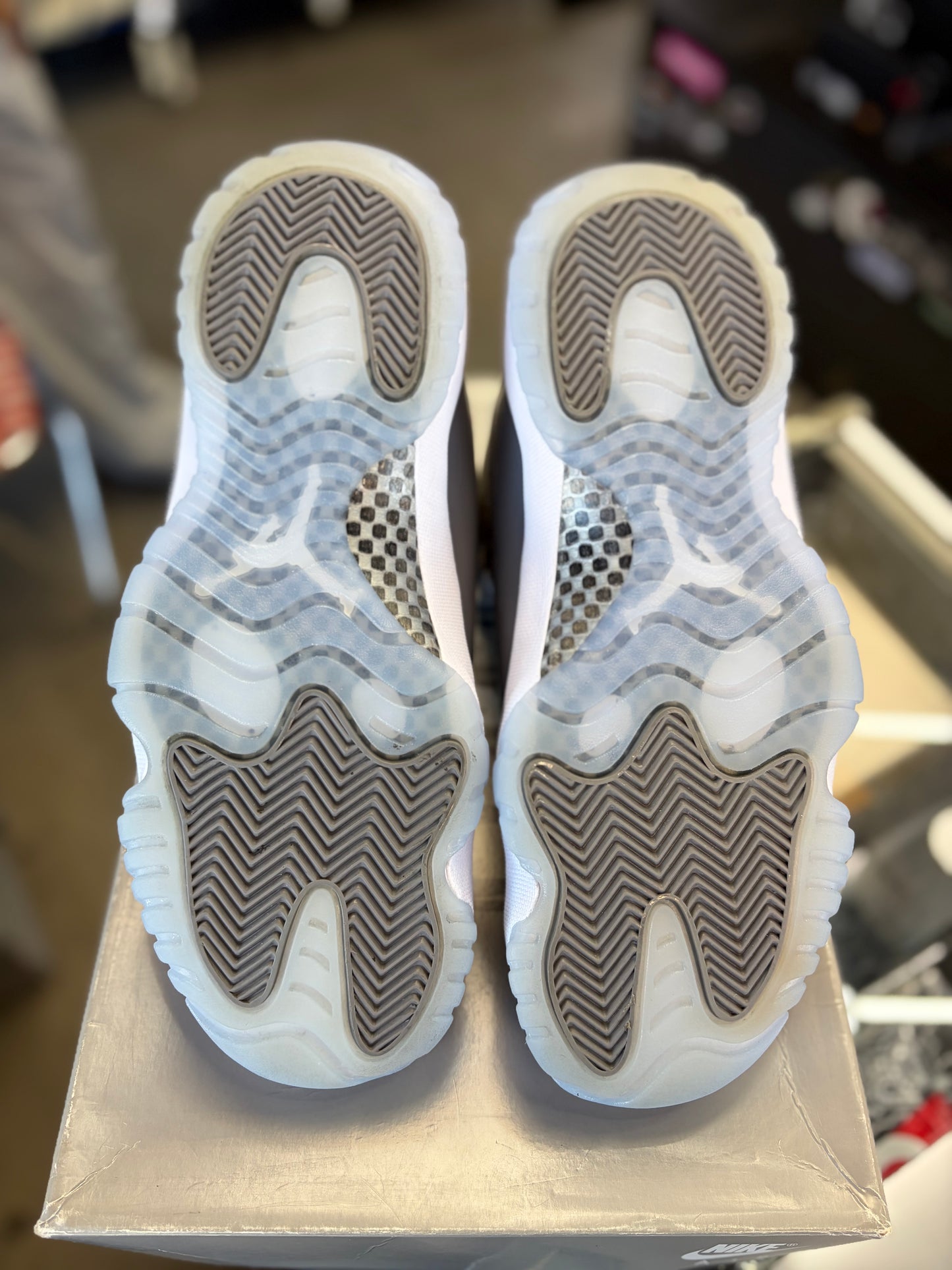 Jordan 11 “Cool Grey” Size 8