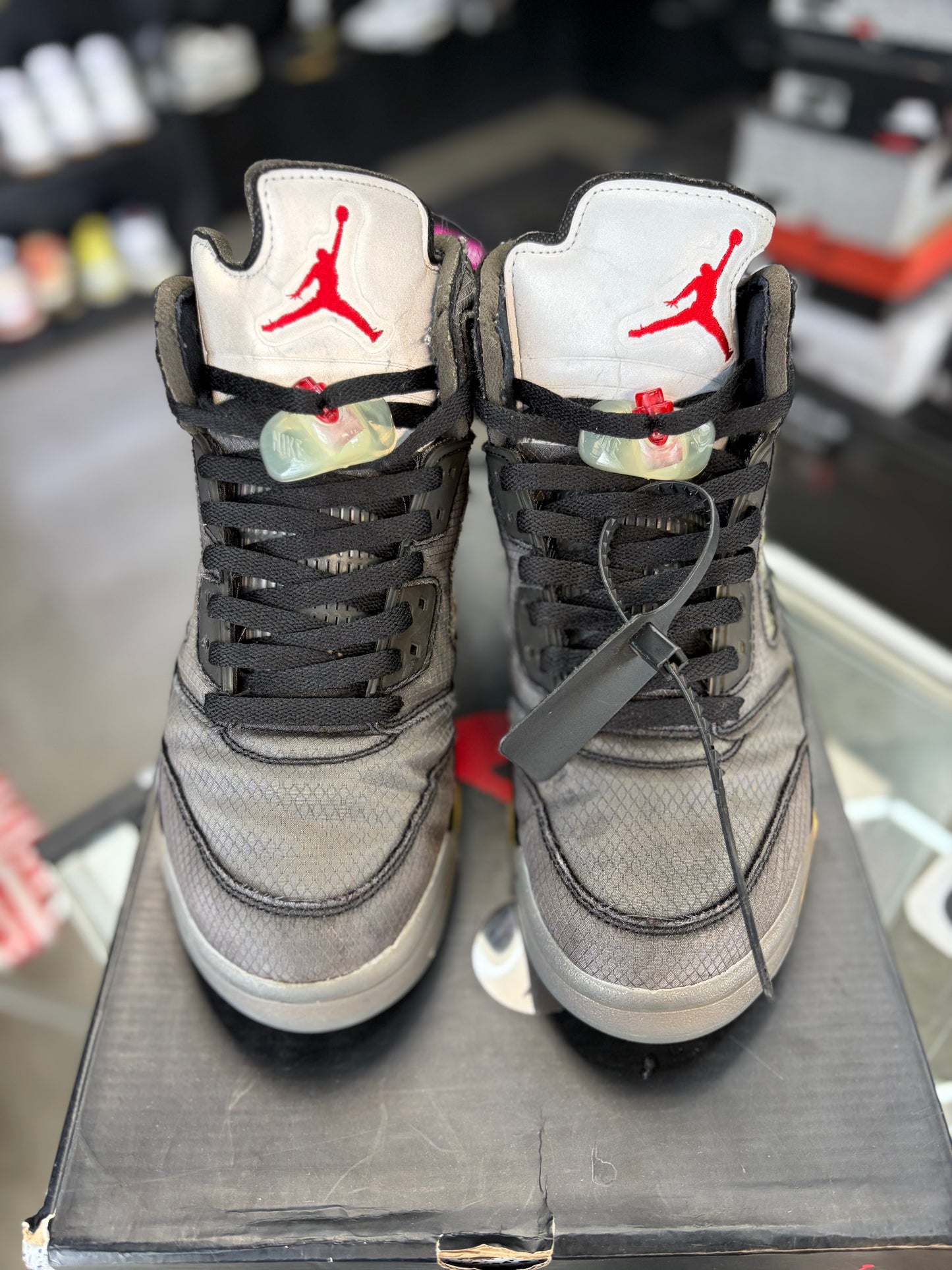 Jordan 5 x Off White “Muslin” Size 8.5
