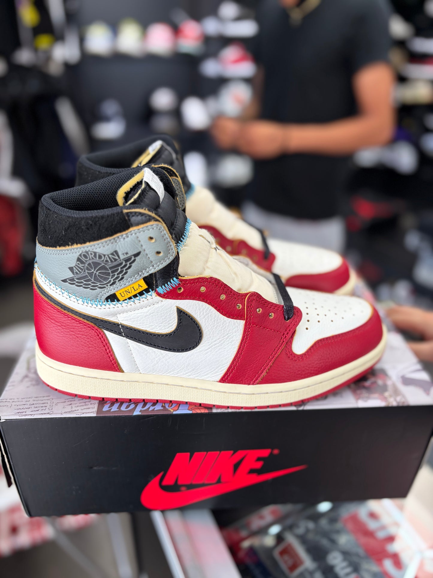 Jordan 1 Union La “Chicago Shadow” Size 9.5