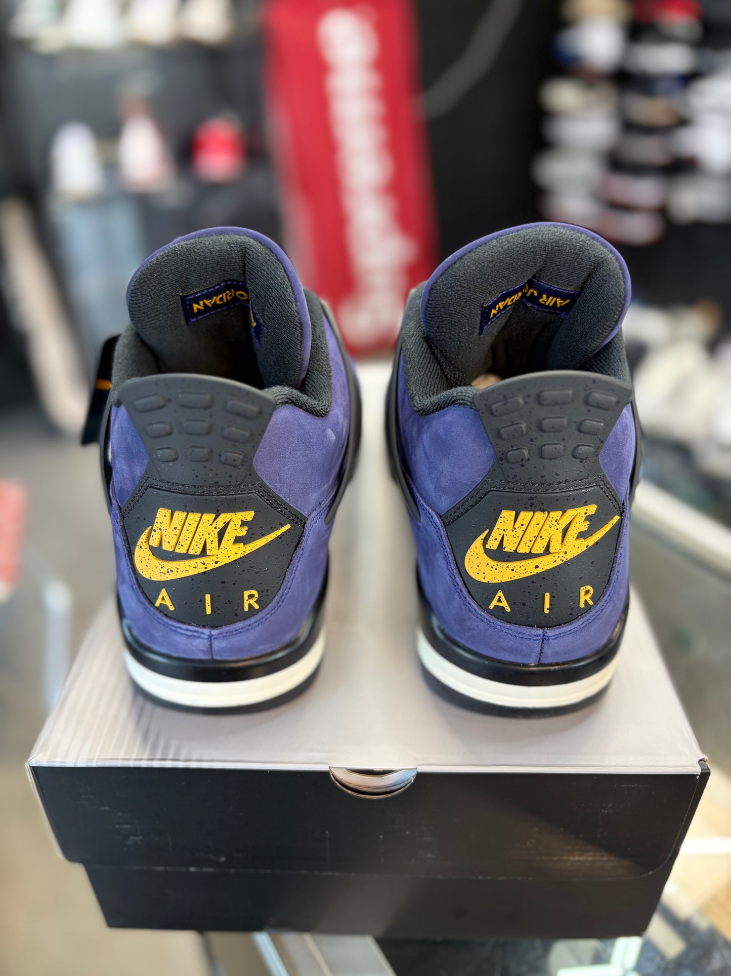 Jordan 4 “Lakers” Size 10