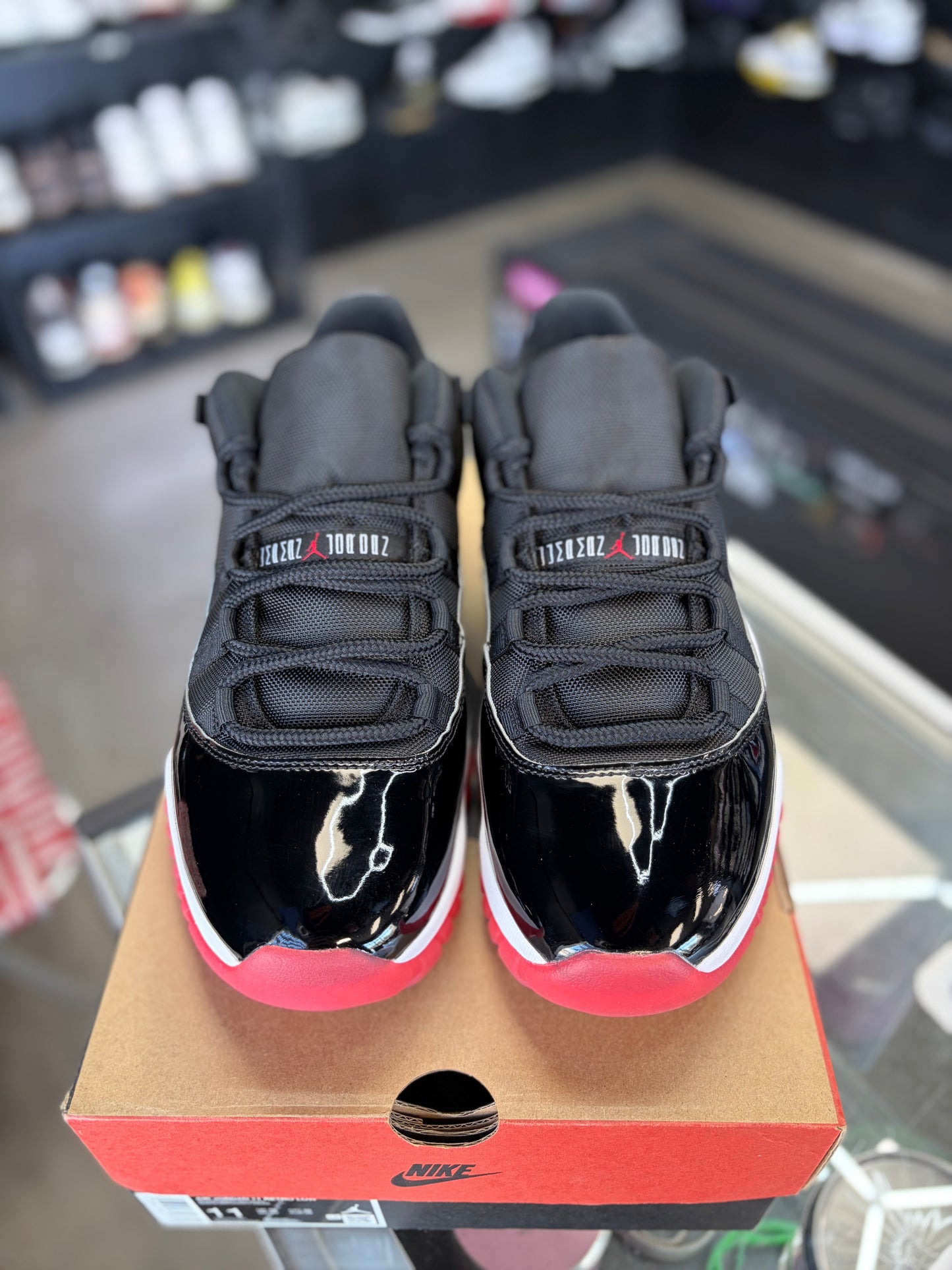 Jordan 11 Low “Bred” Size 11