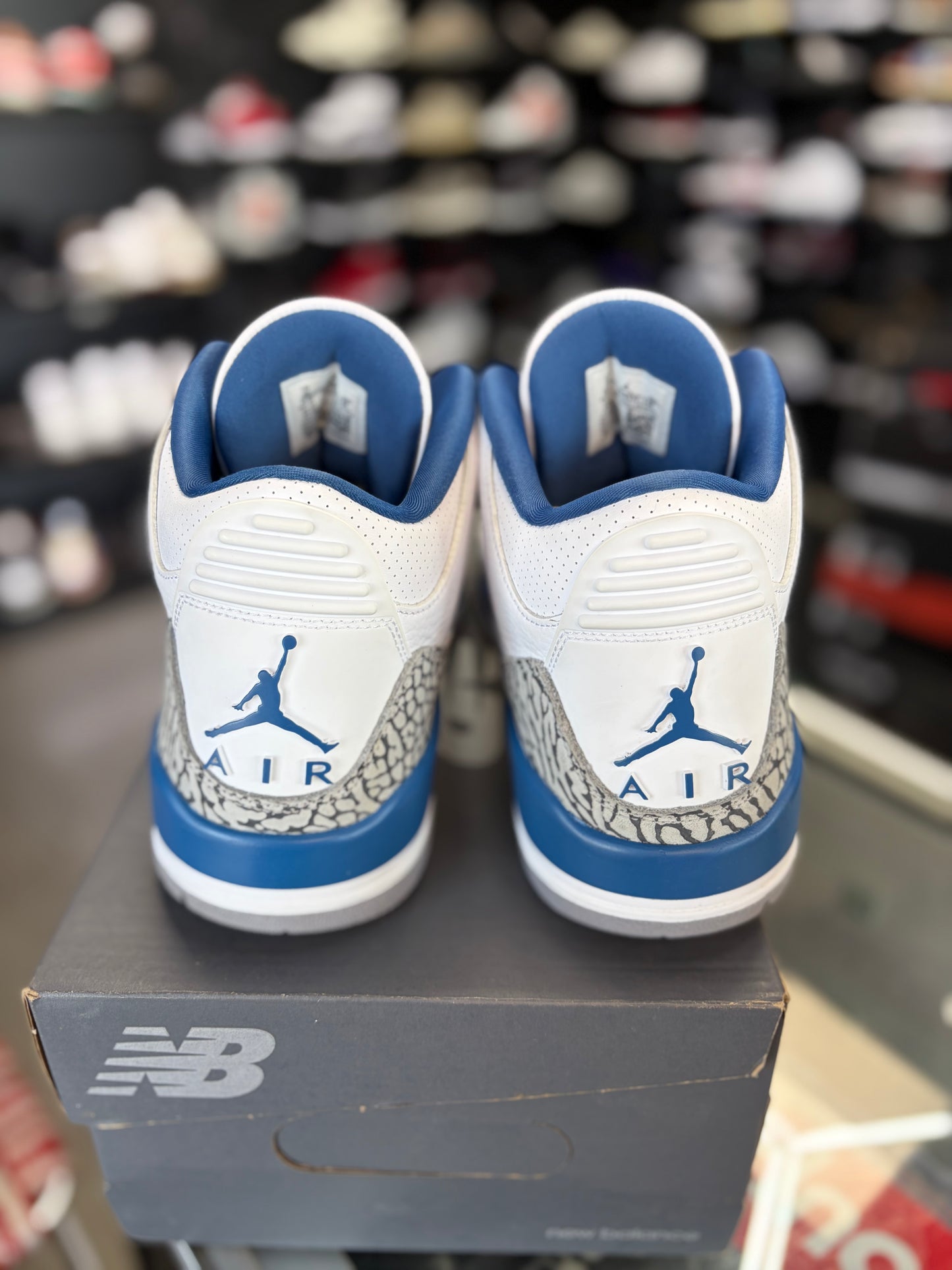 Jordan 3 “Wizards” Size 10