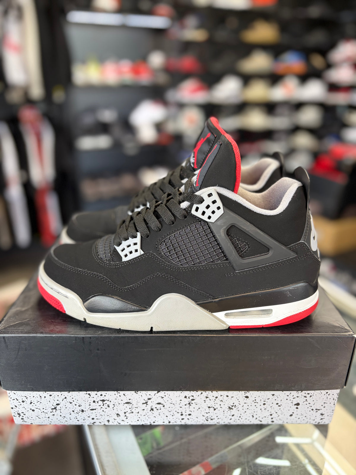 Jordan 4 “Bred” (2019) Size 9