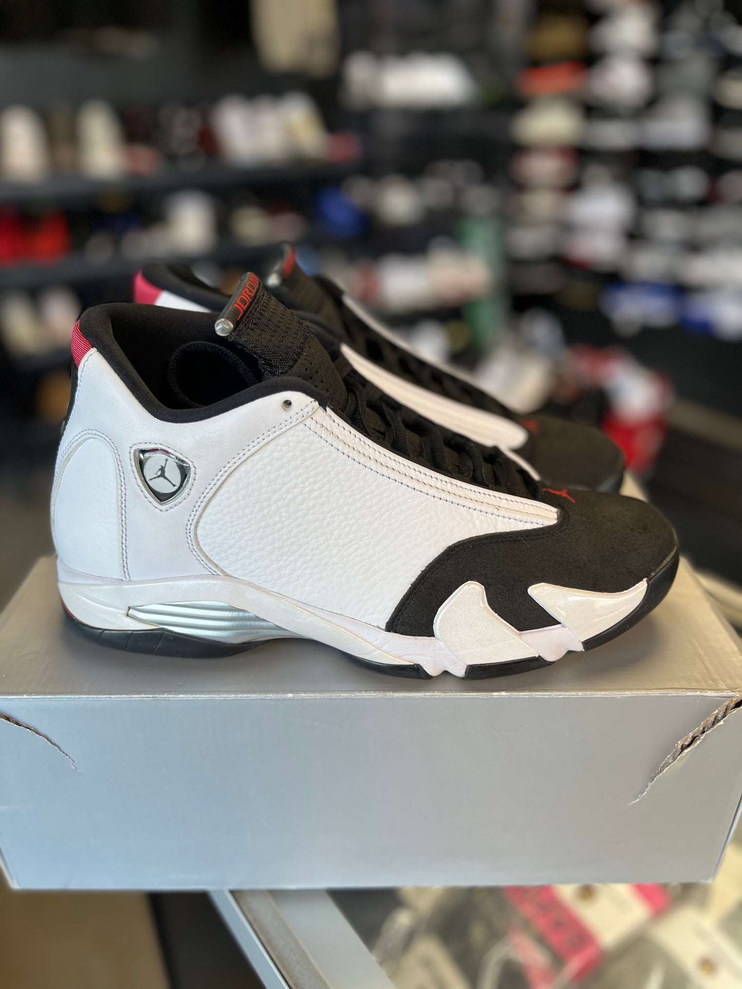 Jordan 14 “Black Toe” Size 11