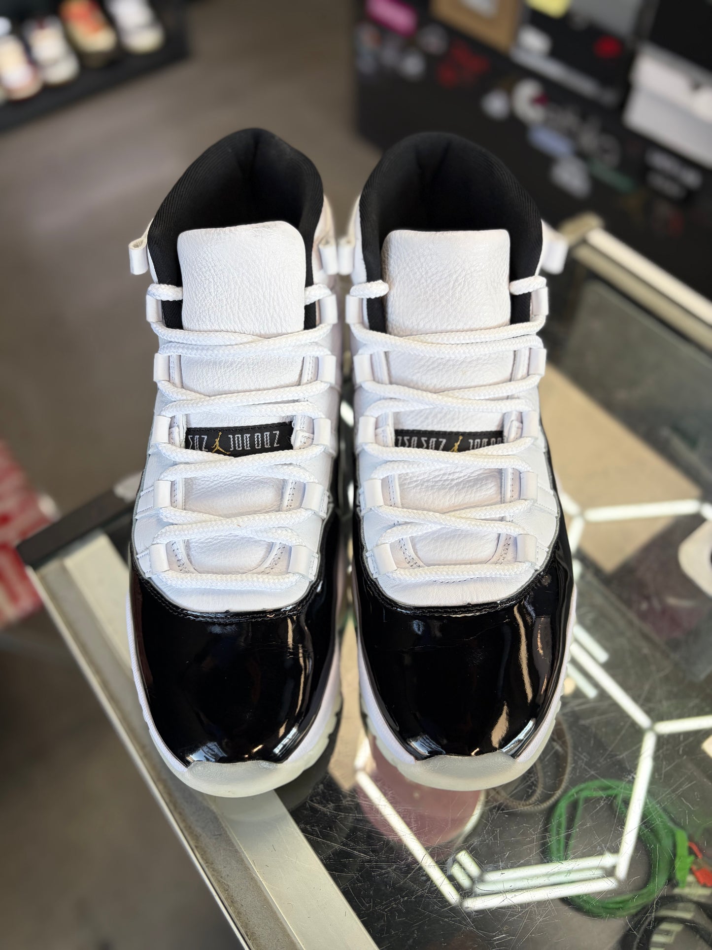 Jordan 11 “Gratitude” Size 9.5