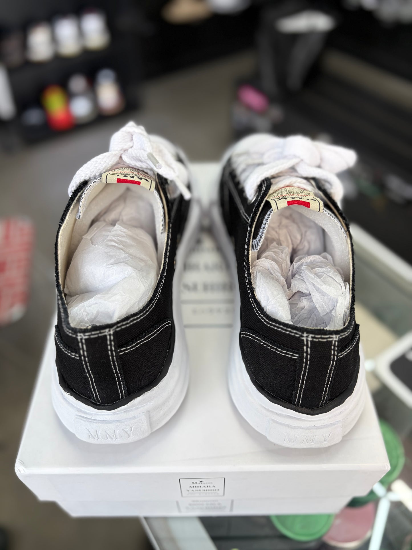 Maison Mihara Yasuhiro Peterson “Black/White” Size 45