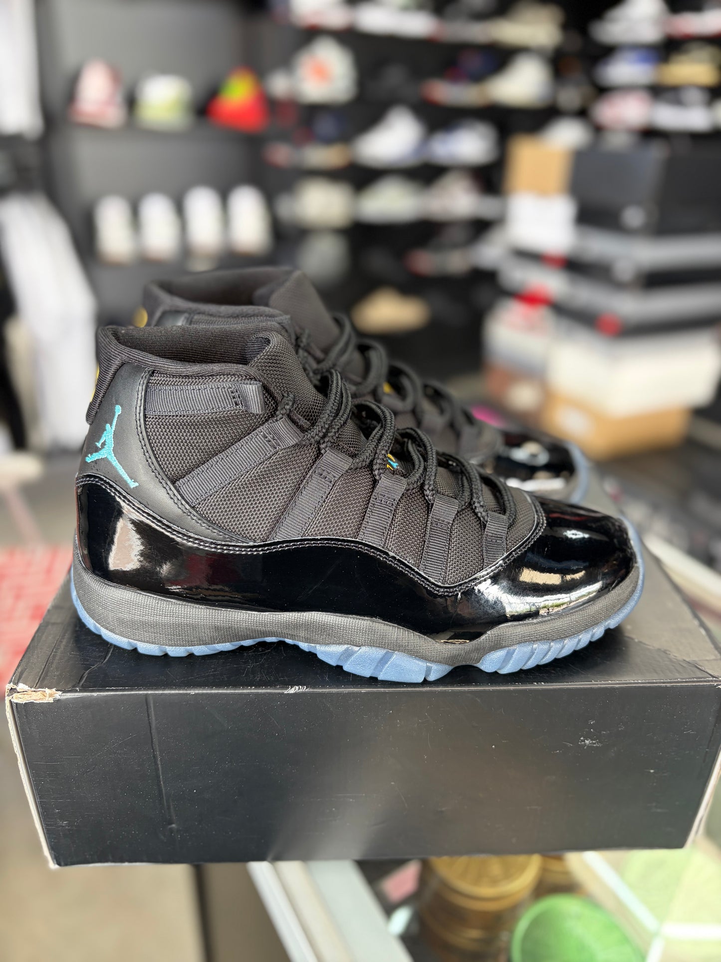 Jordan 11 “Gamma” Size 9