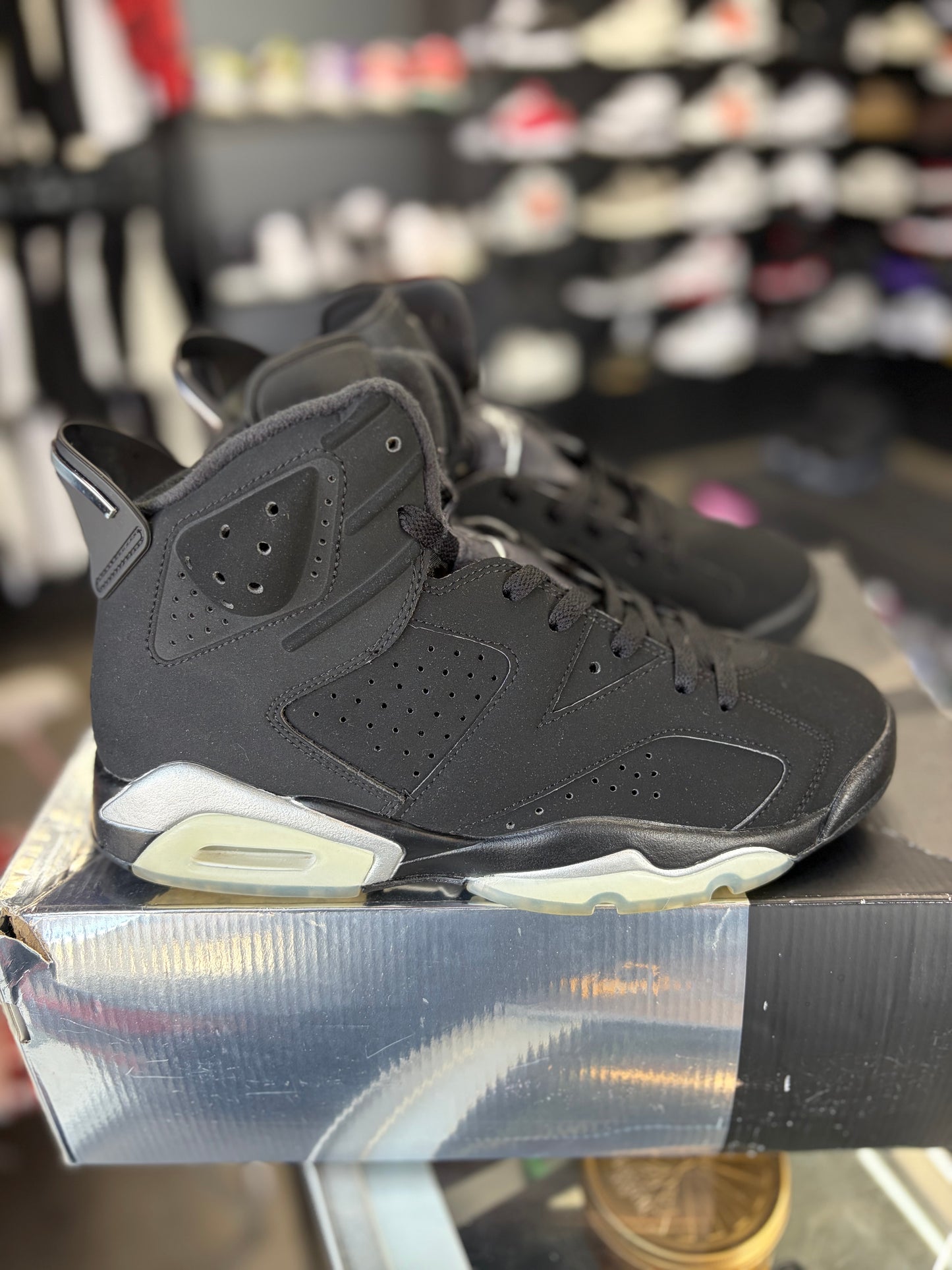 Jordan 6 “Chrome” Size 8.5