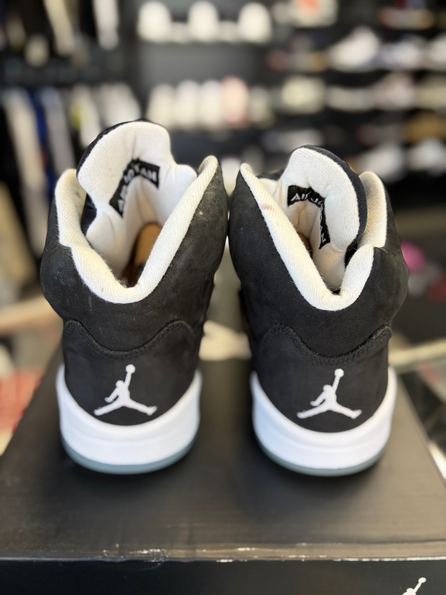 Jordan 5 “Moonlight/Oreo” Size 8.5