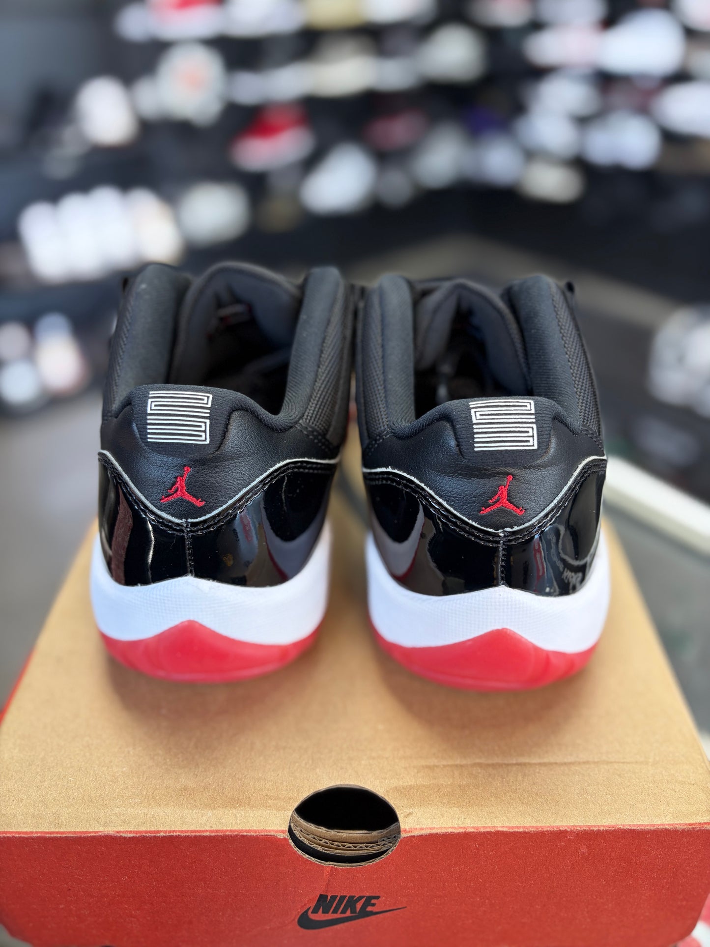 Jordan 11 Low “Bred” Size 8