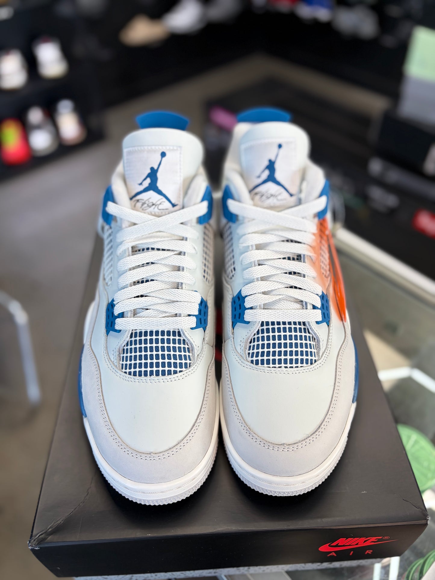 Jordan 4 “Military Blue” Size 10.5