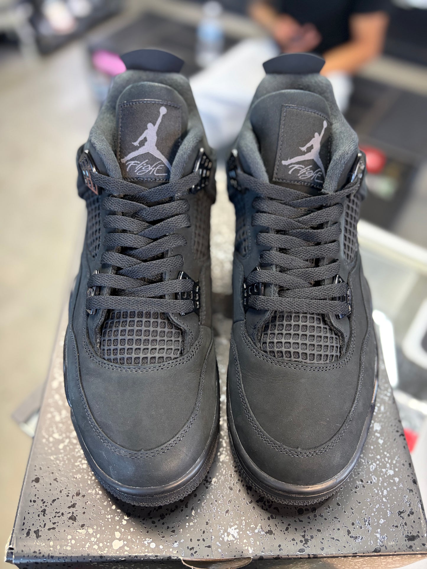 Jordan 4 “Black Cat” (2025) Size 10.5