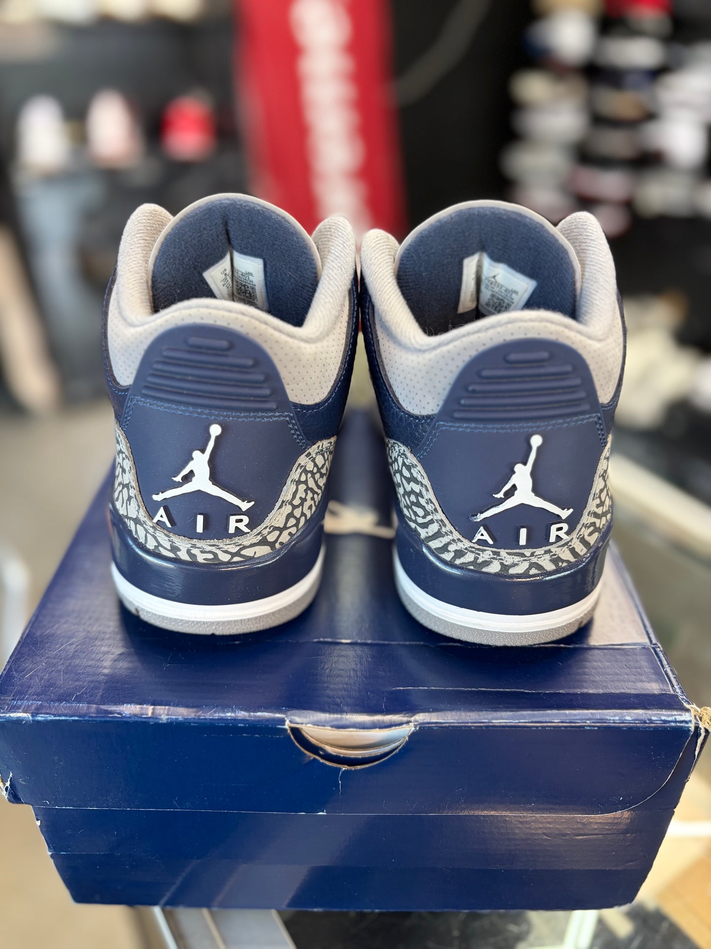 Jordan 3 “Georgetown” Size 8
