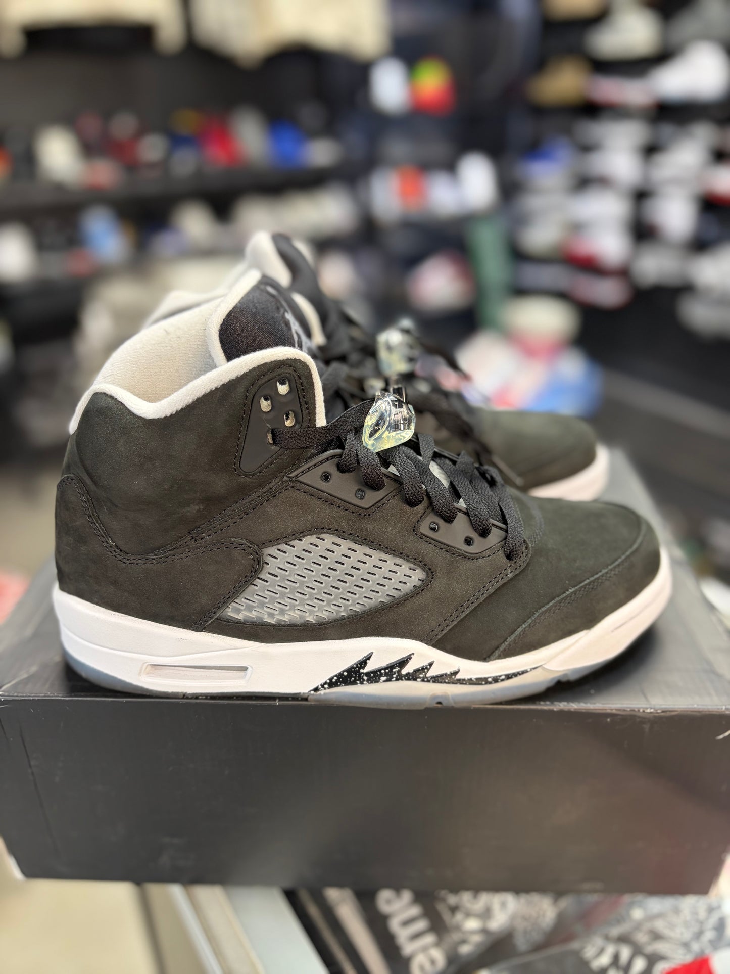 Jordan 5 “Oreo/Moonlight” Size 8.5