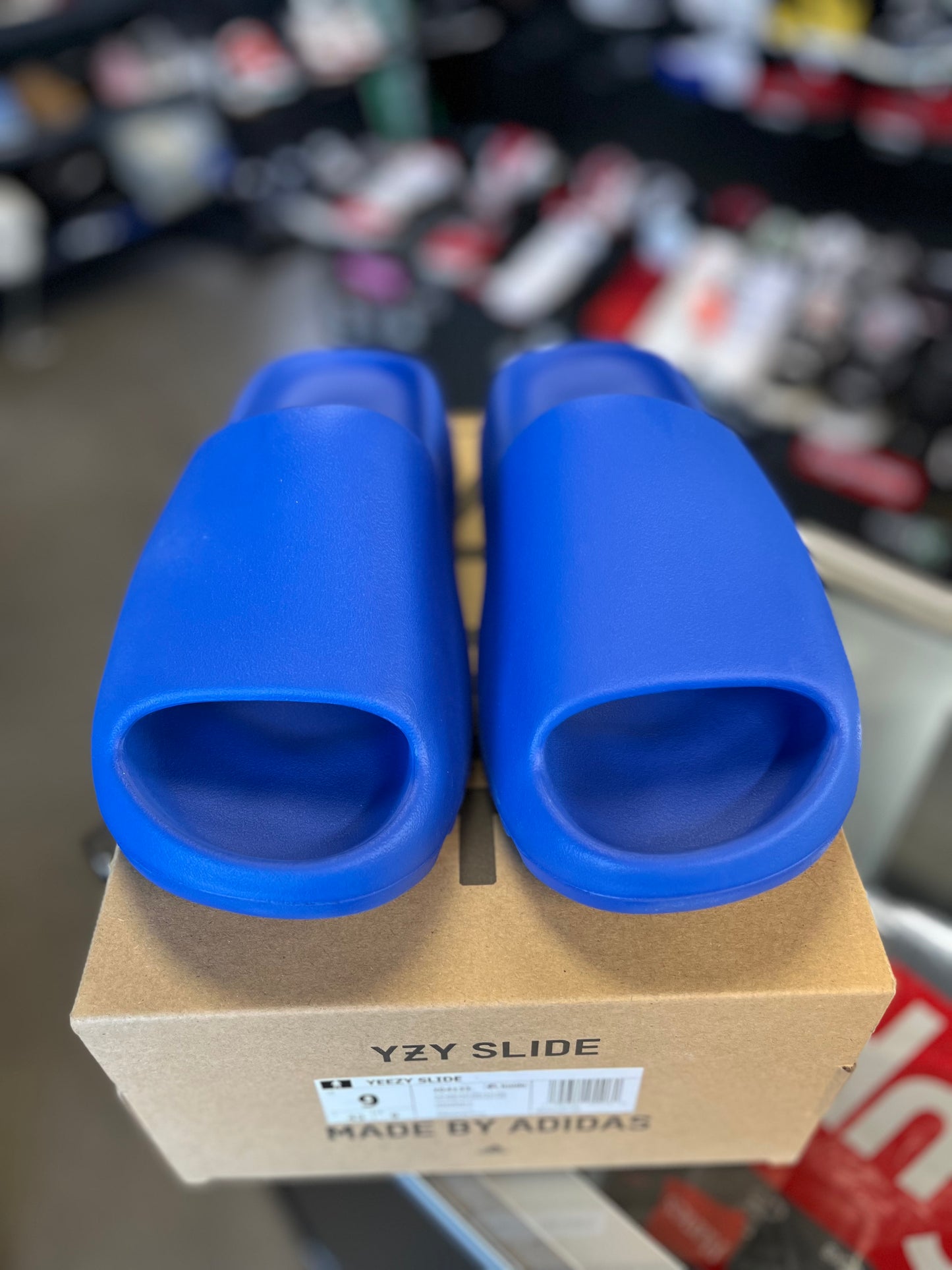 Yeezy Slide “Azure” Size 9