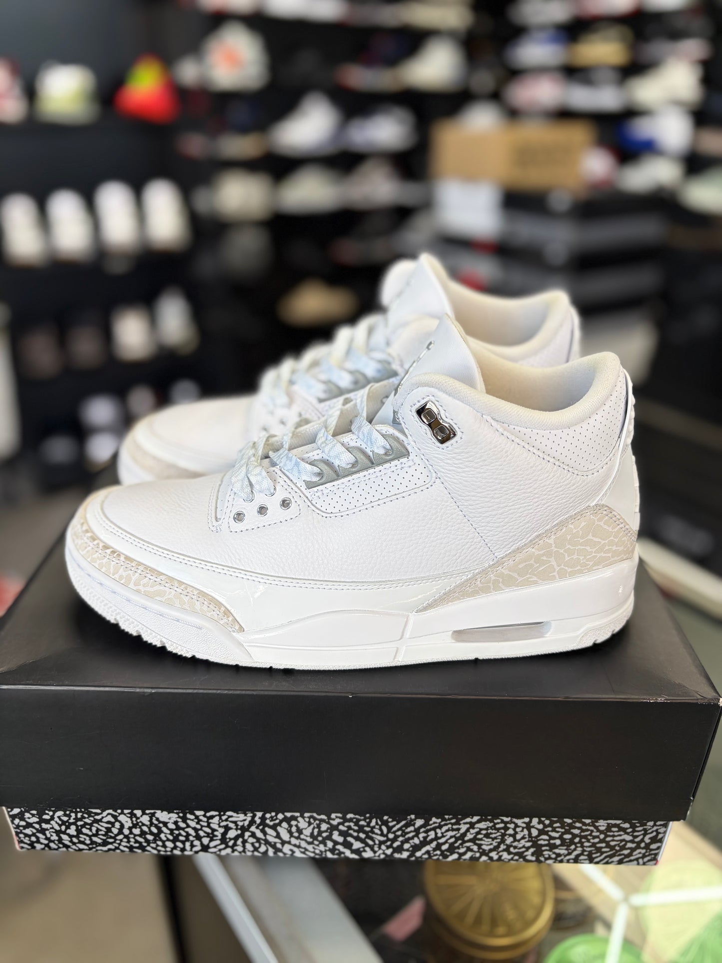 Jordan 3 “Pure Money” Size 9
