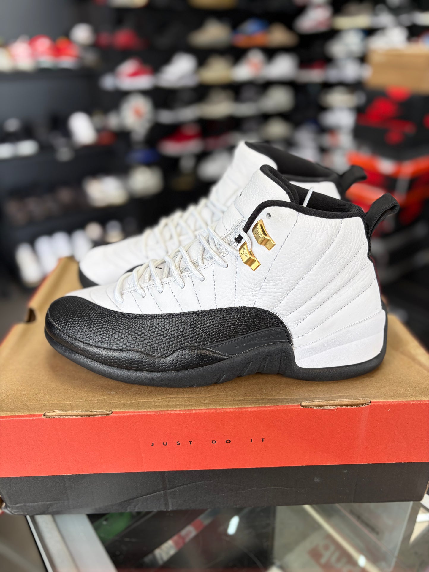 Jordan 12 “Taxi” (2025) Size 9.5