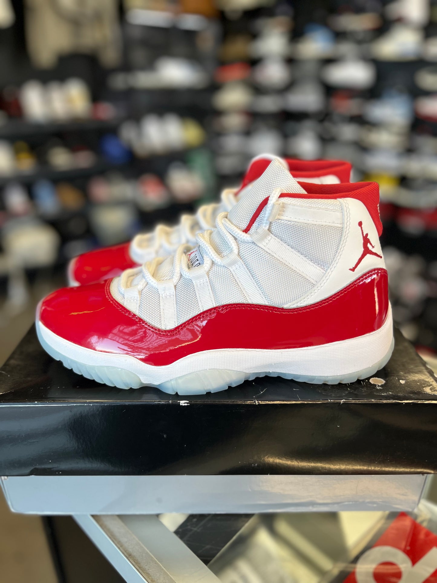 Jordan 11 “Cherry” Size 9