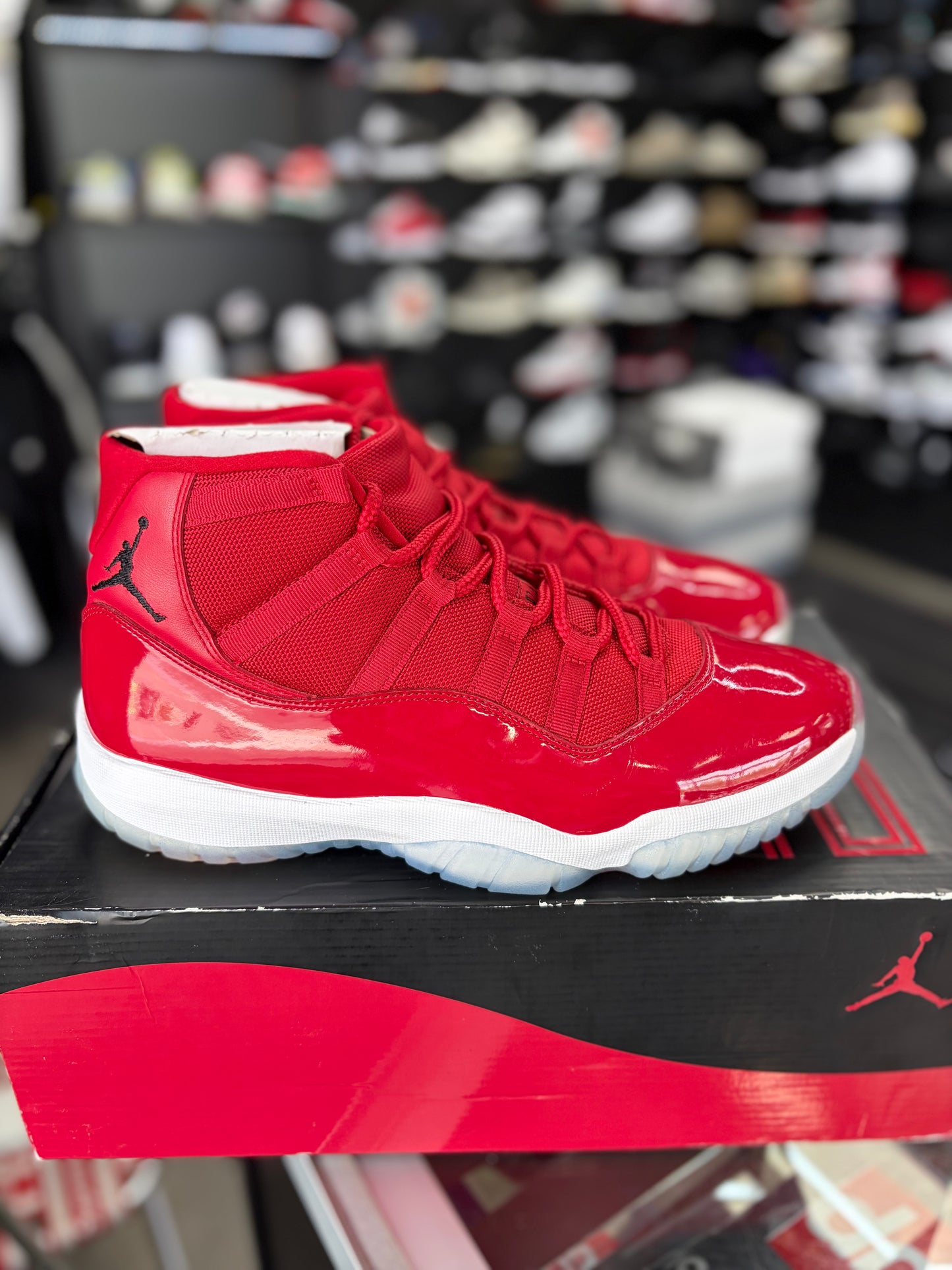 Jordan 11 “Win Like 96” Size 11