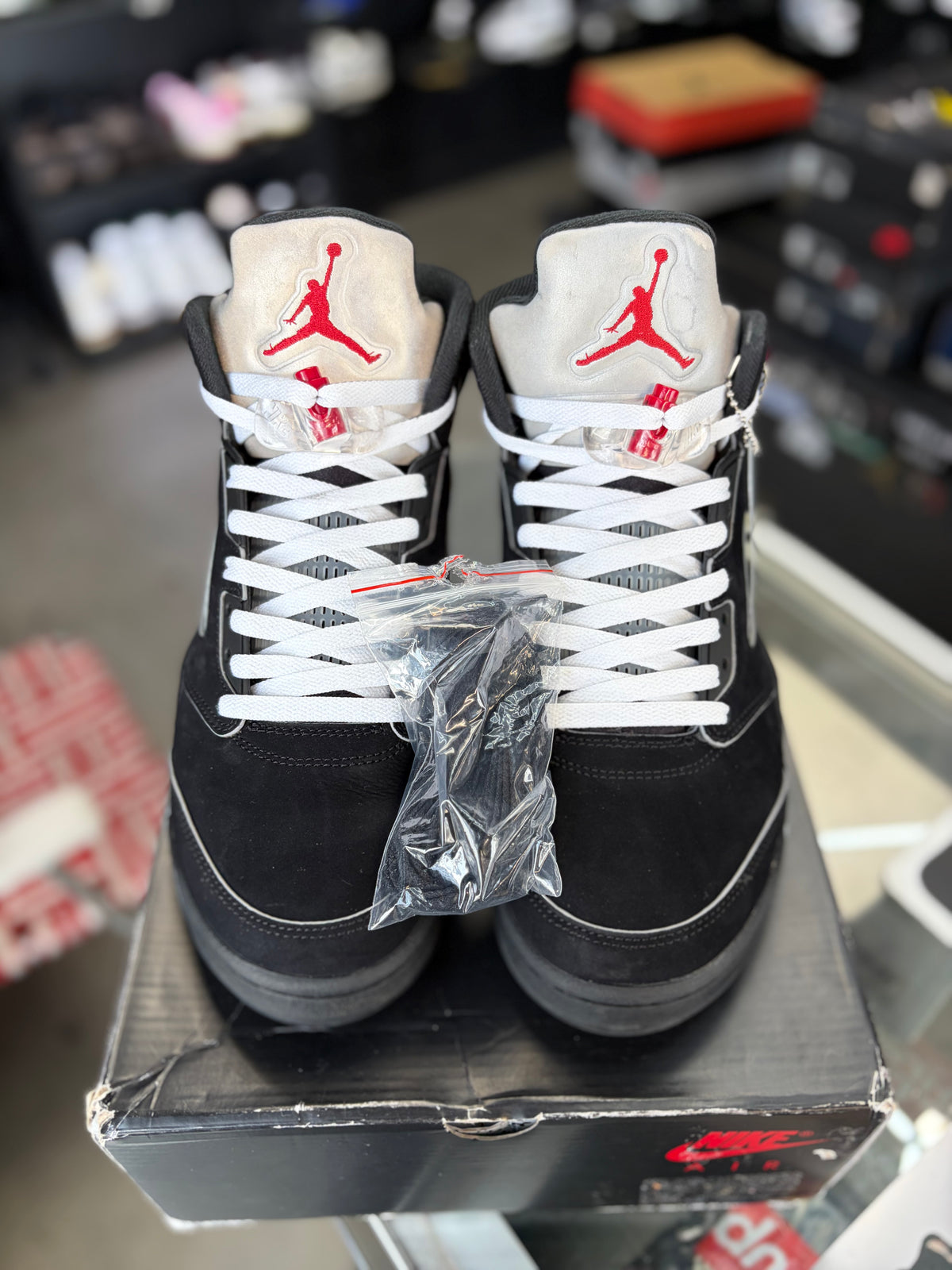 Jordan 5 “Metallic Reimagined” Size 10