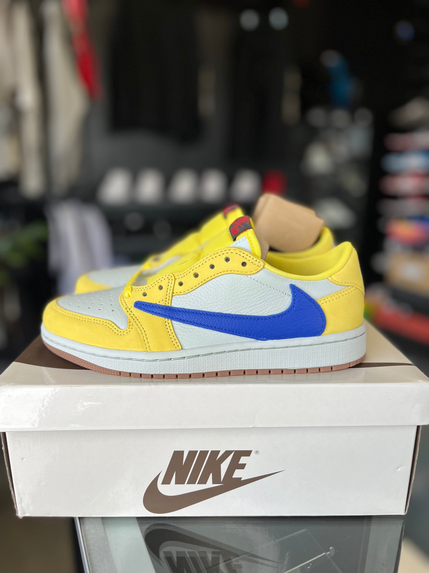 Travis Scott x Jordan 1 Low “Canary” Size 7.5womens