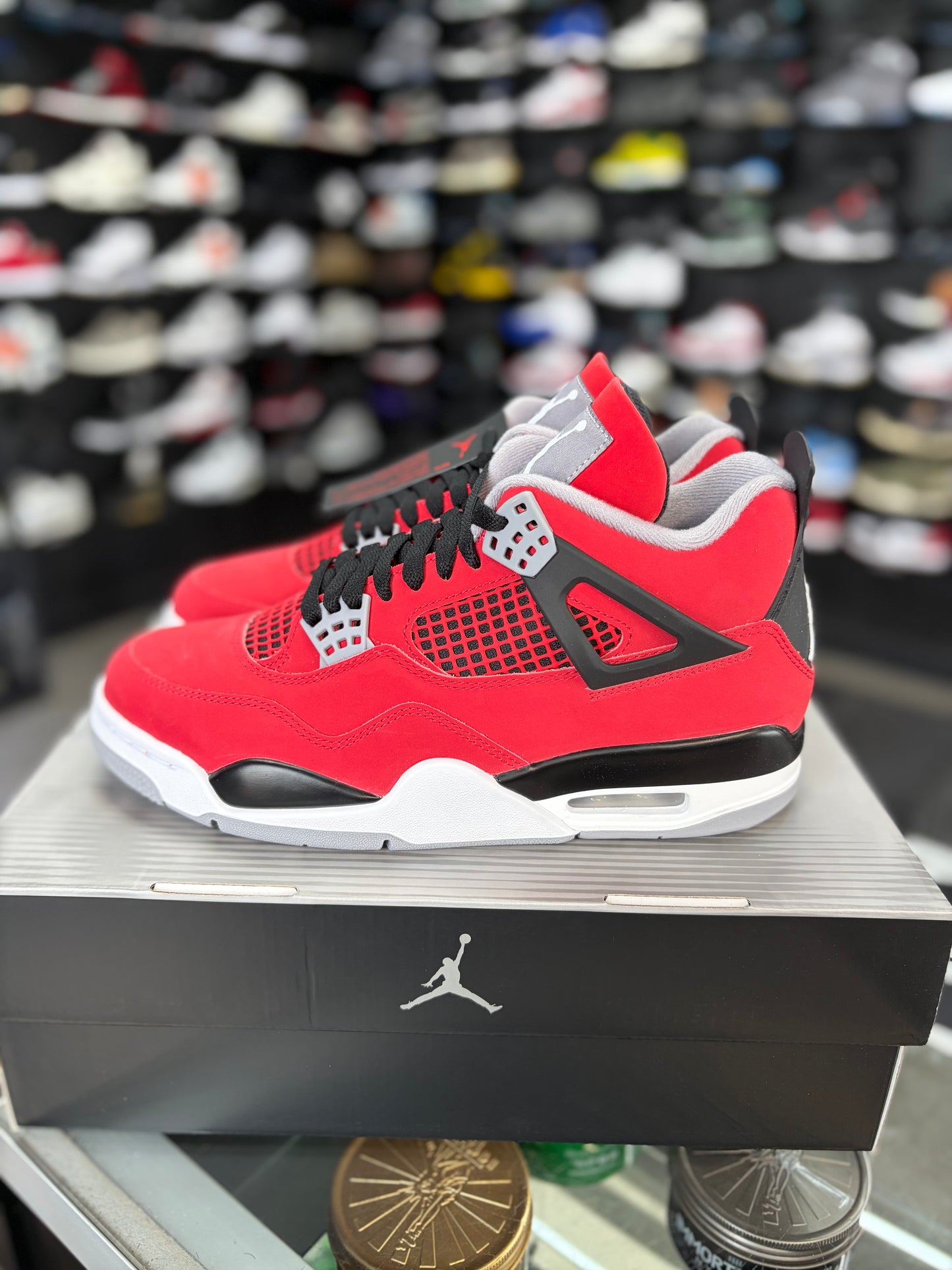 Jordan 4 “Toro Bravo” Size 9