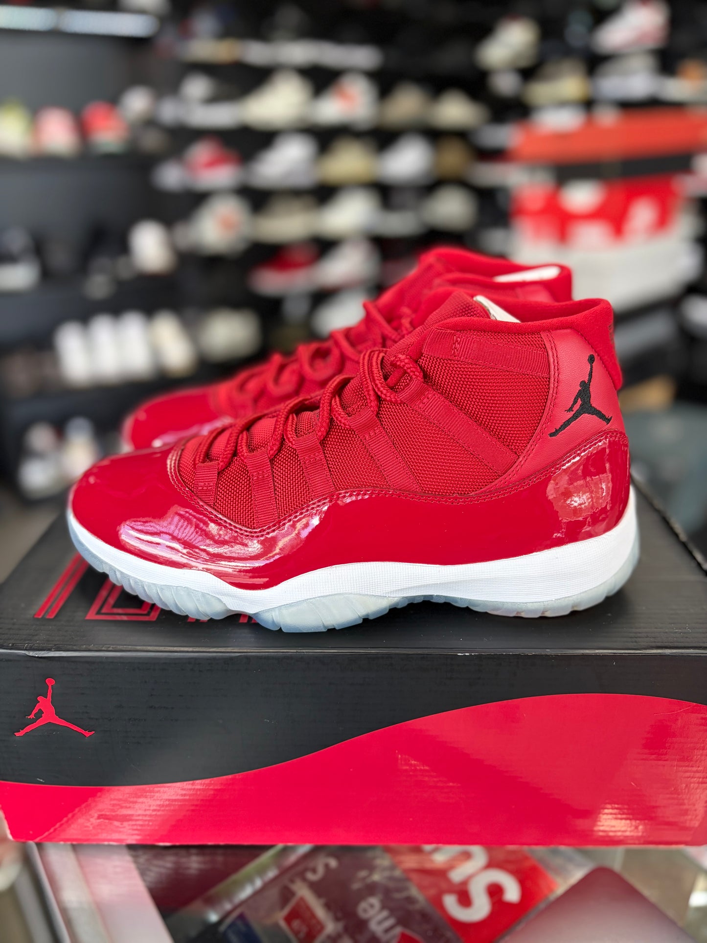 Jordan 11 “Win Like 96” Size 10