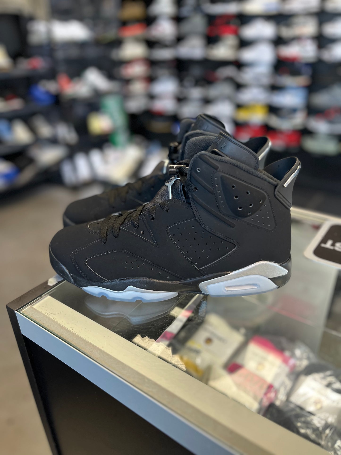 Jordan 6 “Chrome” Size 10.5