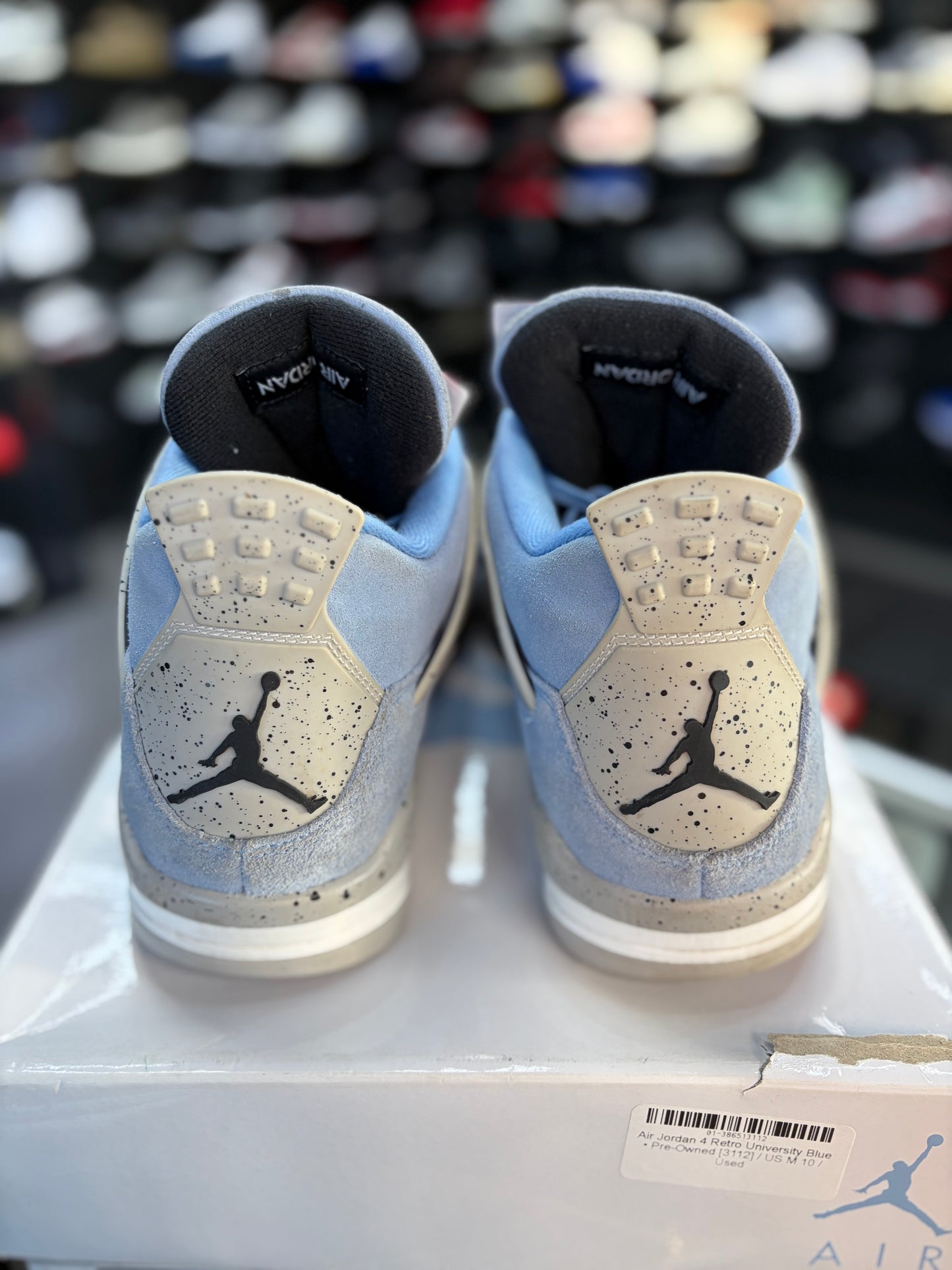 Jordan 4 “University Blue” Size 10