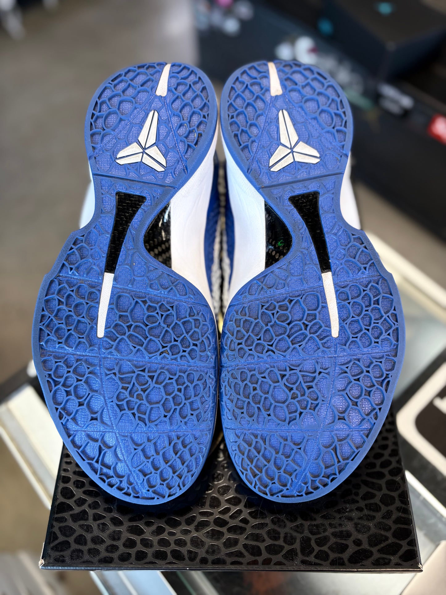 Kobe 6 Protro “La Dodgers” Size 9.5