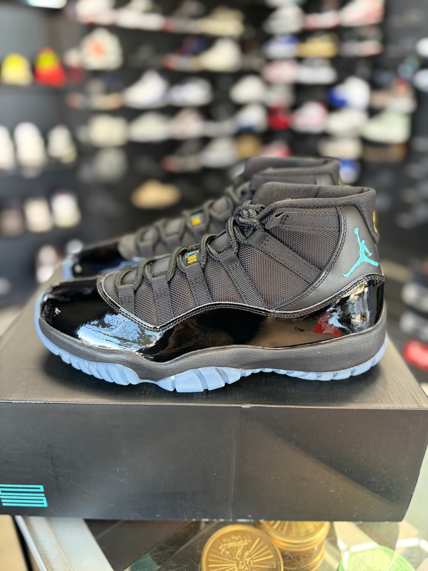 Jordan 11 “Gamma” Size 9.5