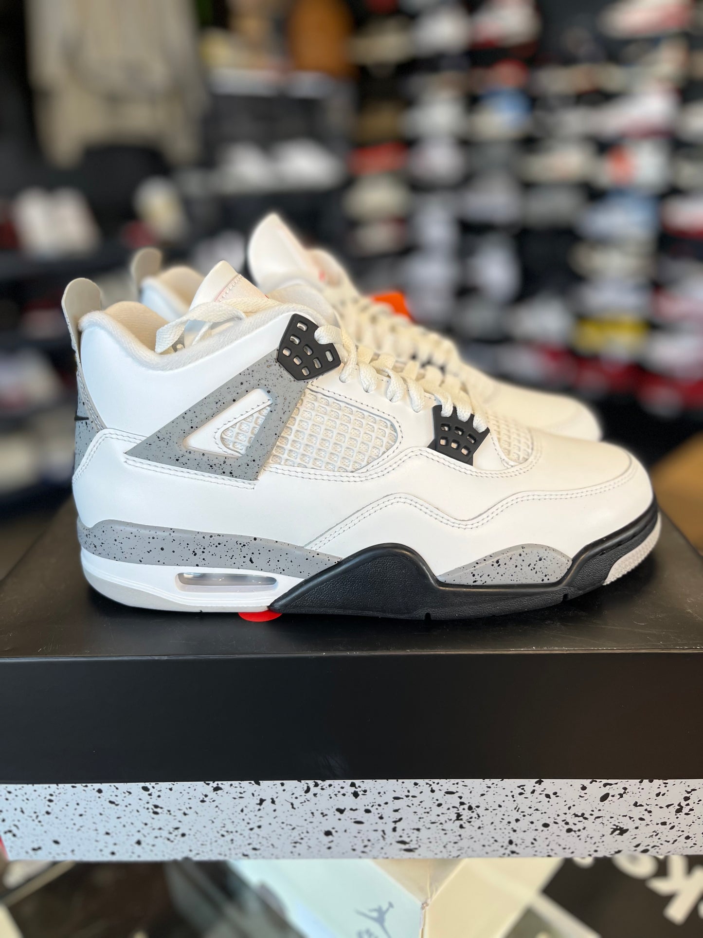 Jordan 4 “White Cement” Size 9.5