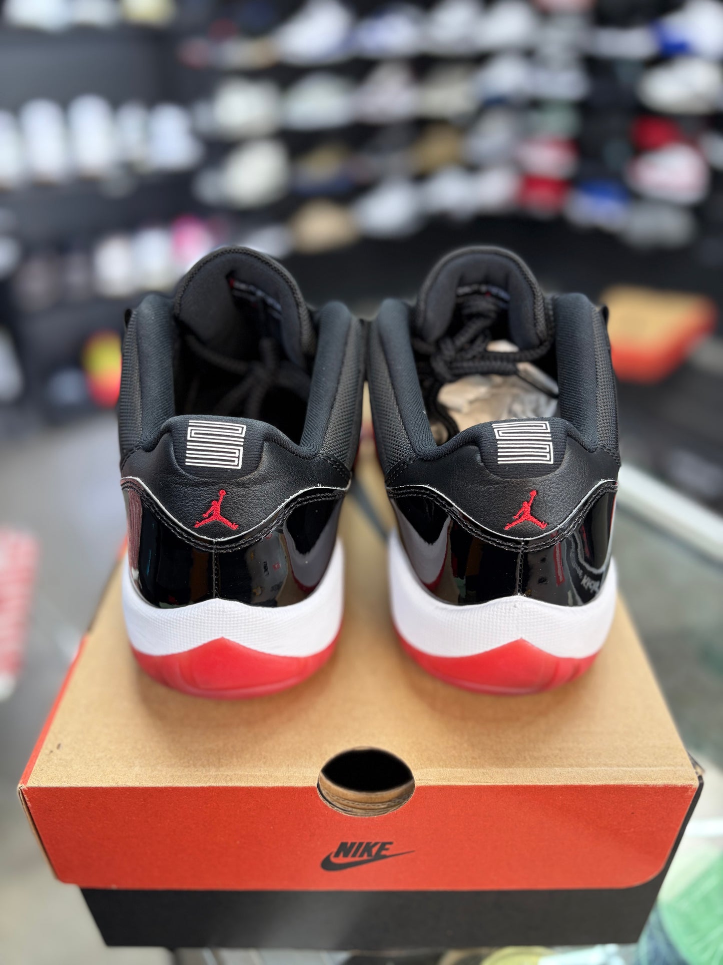 Jordan 11 Low “Bred” (2025) Size 9